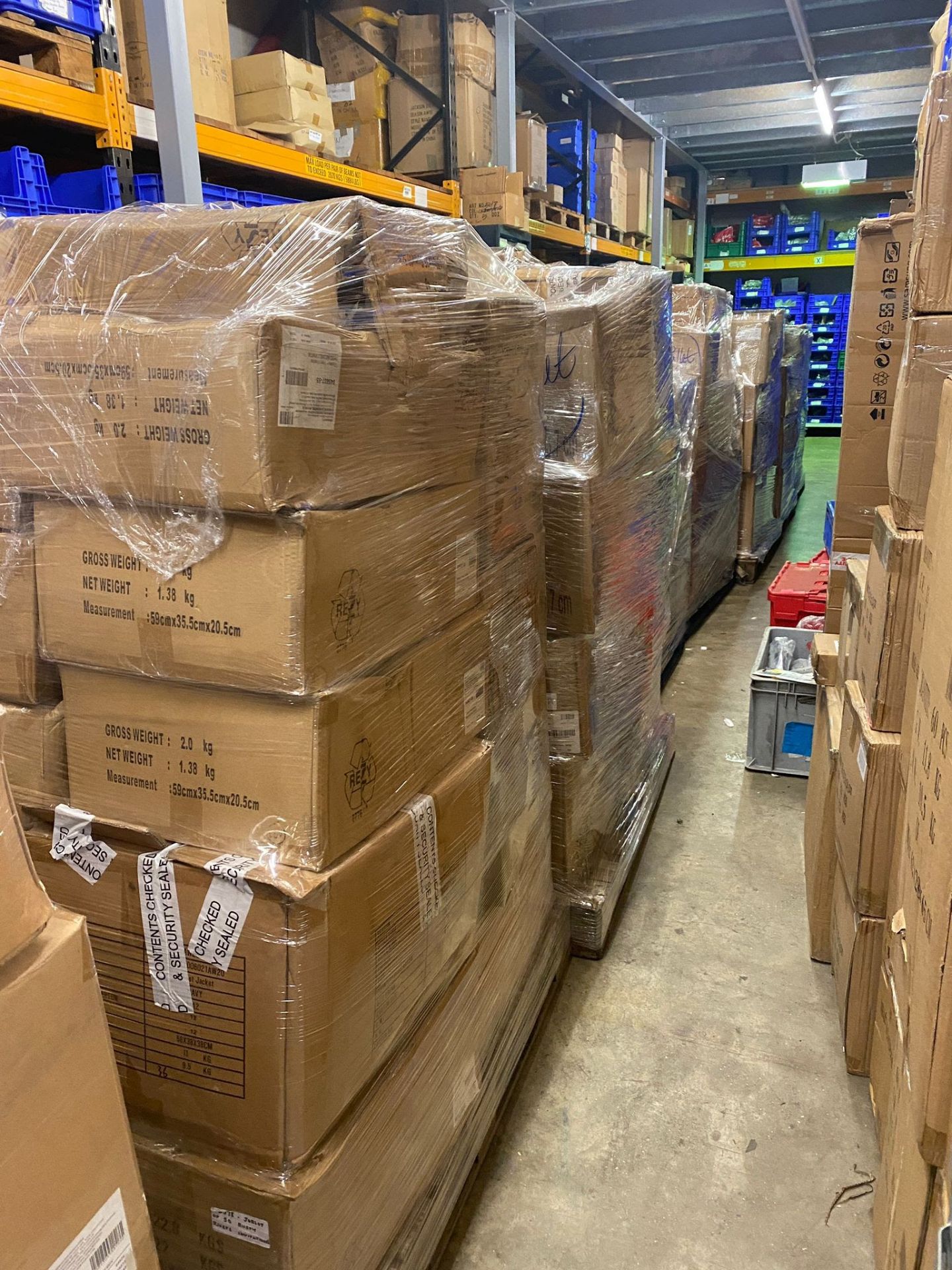20+ Pallets Party Stock | Approx £320,000 RRP | All Brand New and Sealed - Image 7 of 43