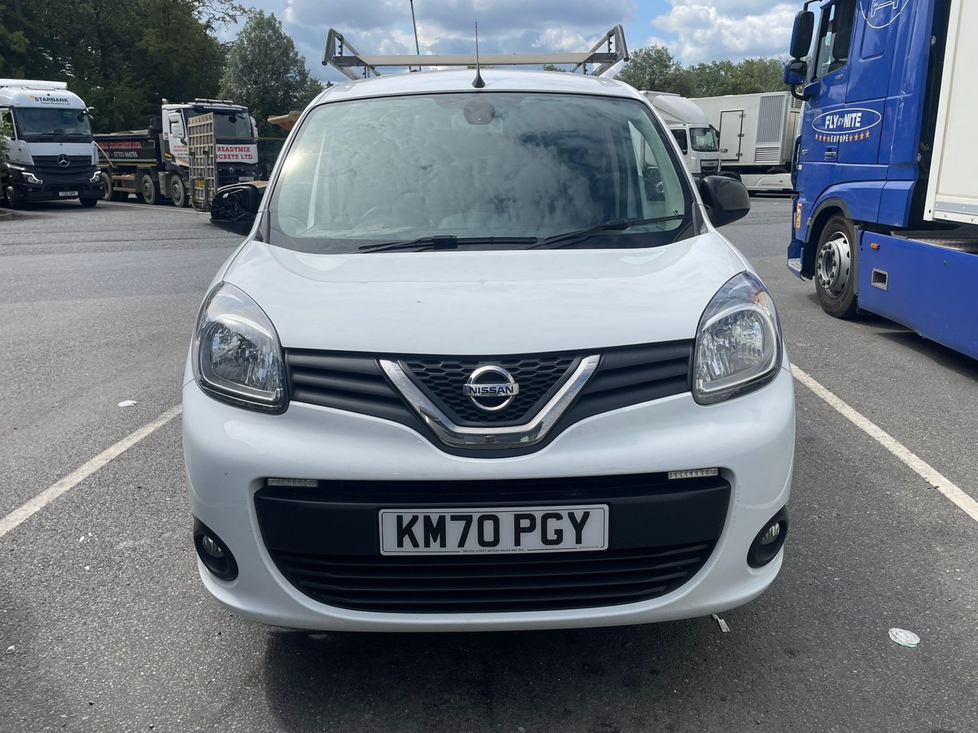 Nissan NV250 Tekna DCI Diesel Panel Van | KM70 PGY | 34,908 Miles - Image 2 of 15