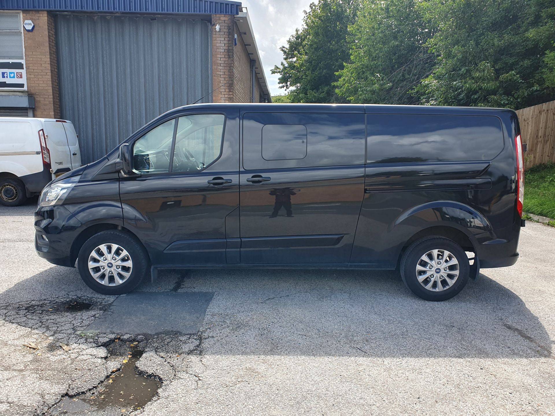 Ford Transit Custom Panel Van | HJ21 YSW | Mileage: 32,723 - Image 4 of 20