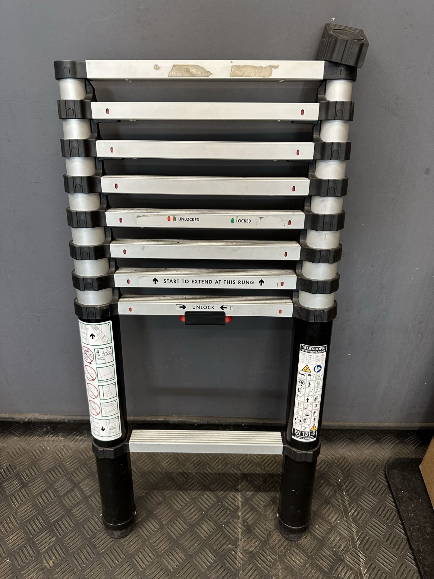 Telescopic Extension Ladder