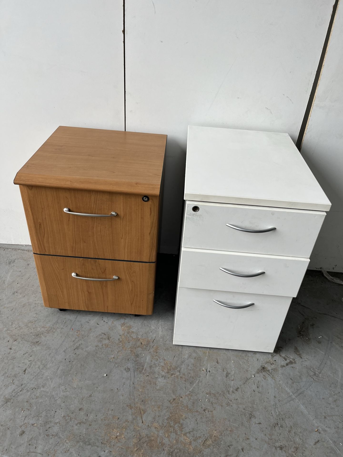 Mixed Lot Of Office Furniture *As Pictured* - Bild 13 aus 16