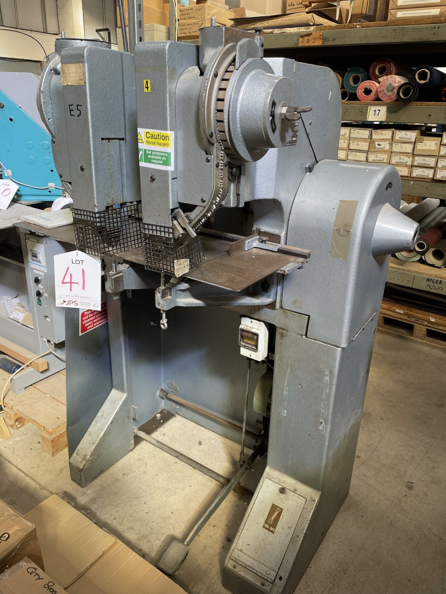 Constantin Hang 150 double head riveting machine - Image 4 of 16