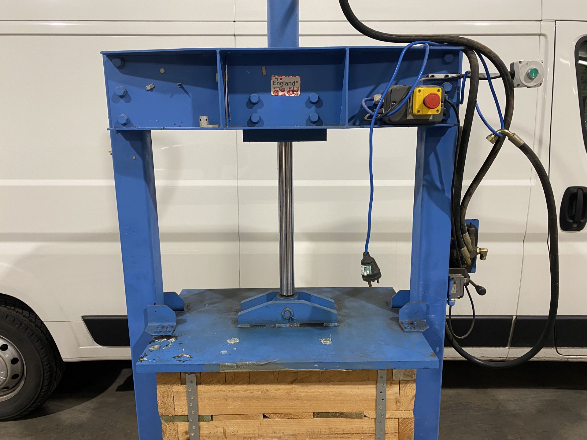 Hydraulic book press - Image 11 of 28