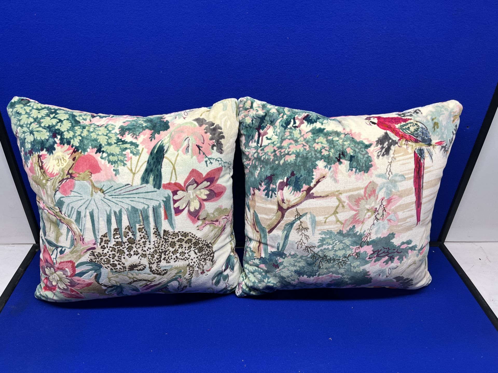 2 x Floral Pattern Cushions