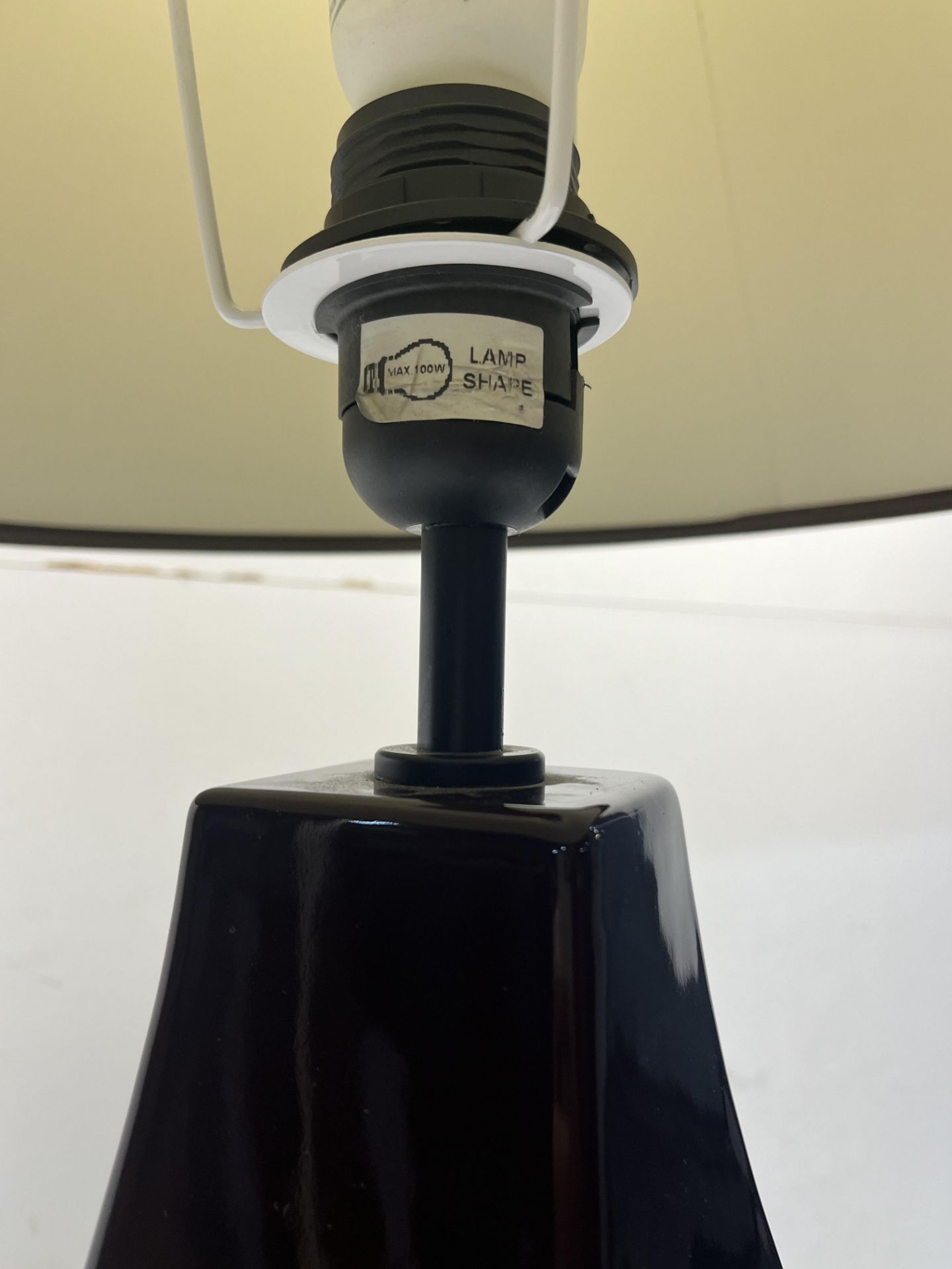 Brown Table Lamp - See Description - Image 3 of 5