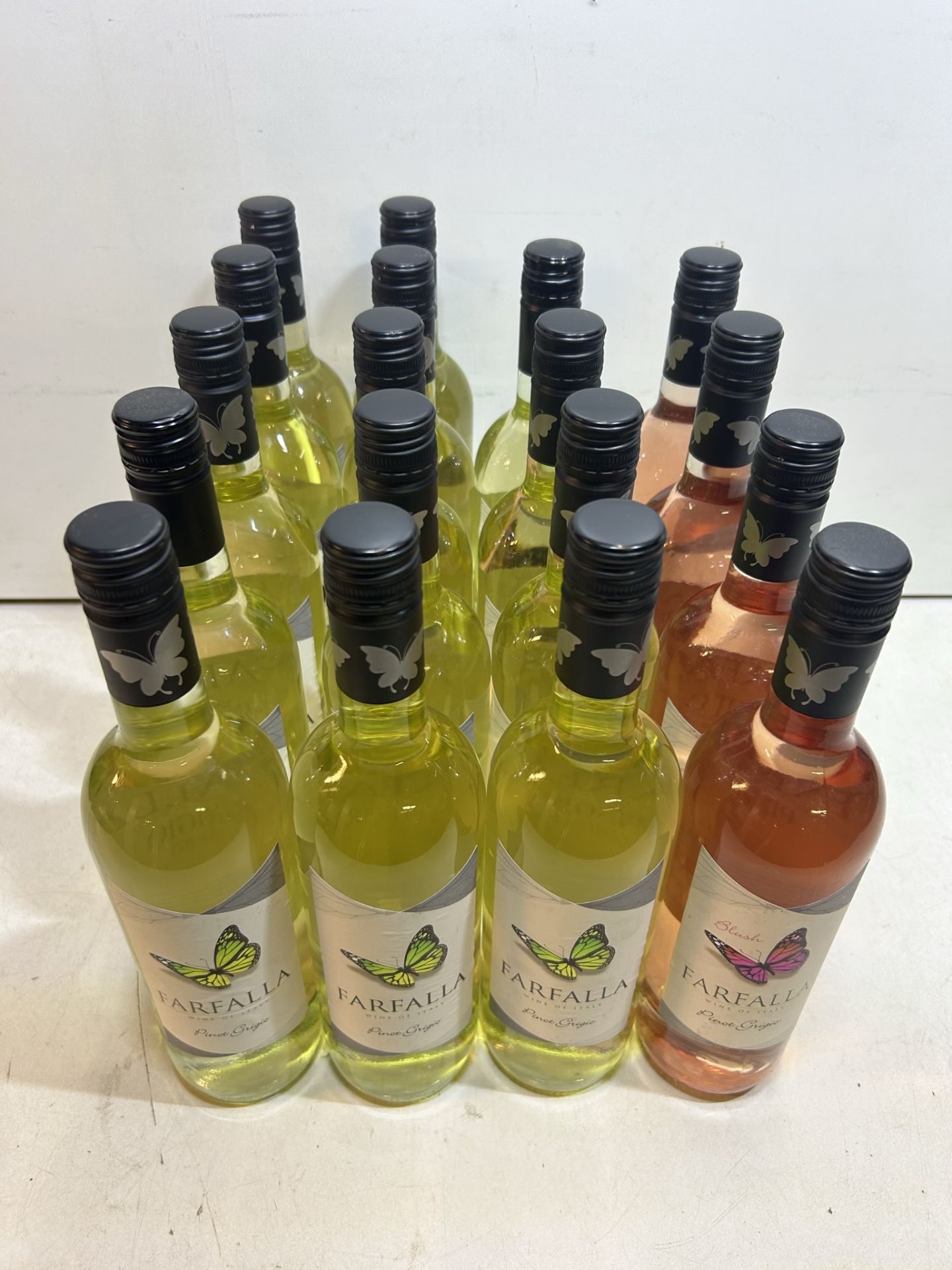 4 x Crates of Farfalla Pinot Grigio Wine & 18 x Loose Bottles (42 x Bottles in Total) - Image 8 of 8