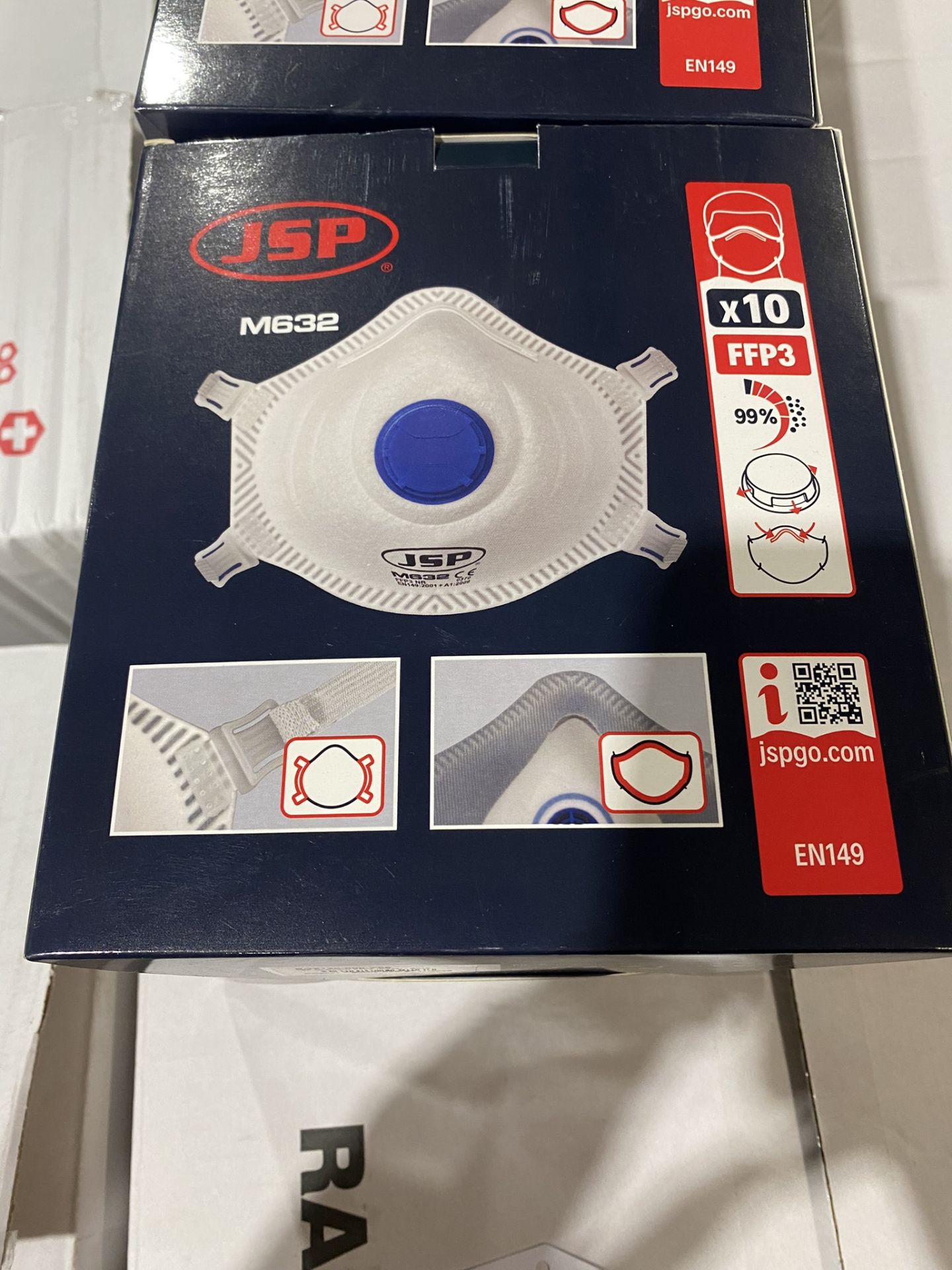 Approx. 205 x JSP Moulded Disposable FFP3 Valued Face Masks - - M632 - Image 2 of 3