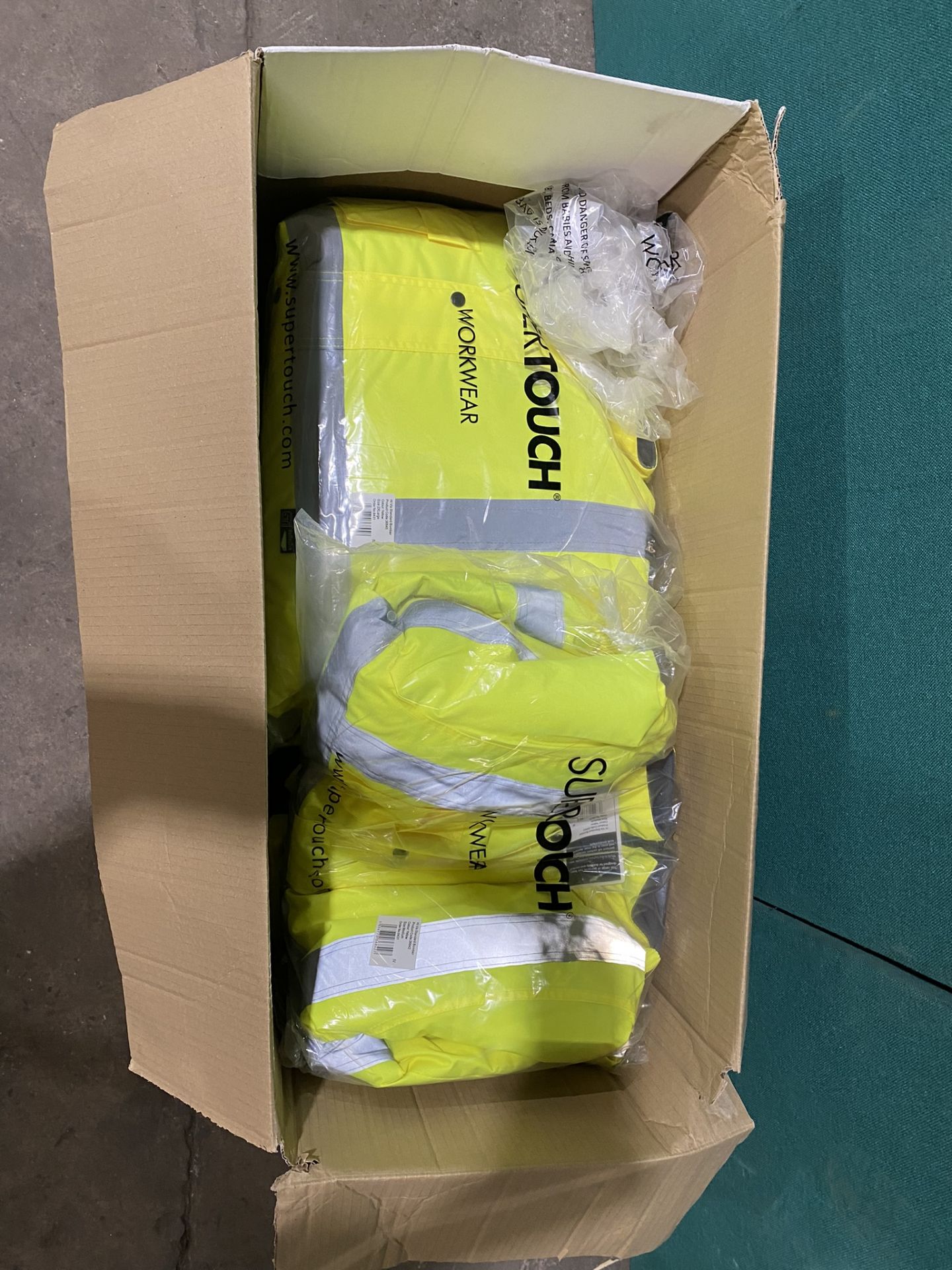 7 x Boxes Various Hi-Vis Workwear - Incl. Jackets, Vests, T-Shirts, Trousers - Image 3 of 18