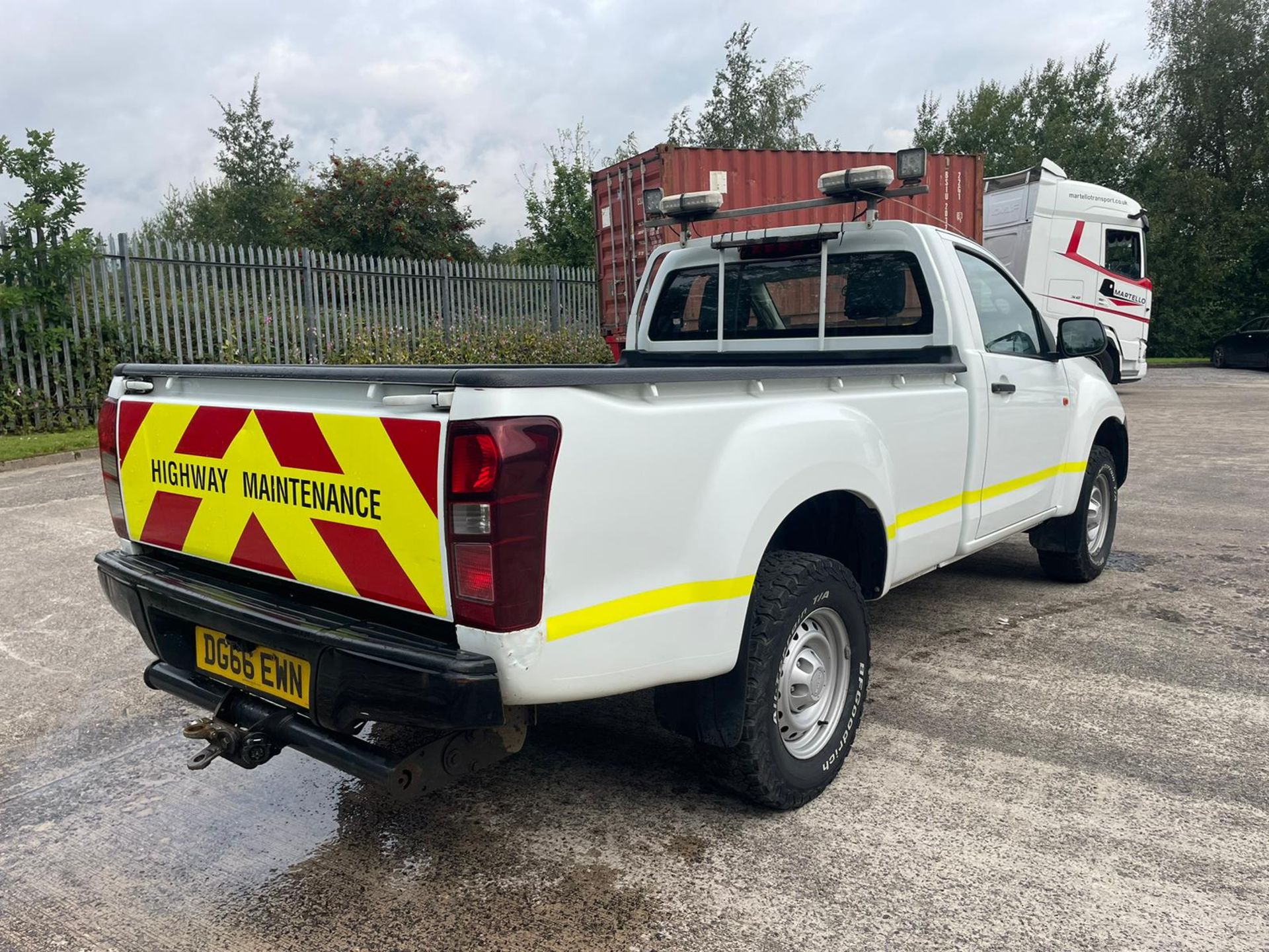 Isuzu D-Max 2.5TD Single Cab 4x4 Pick-up Truck | DG66 EWN | 171,009 Miles | LOCATED IN WIGAN - Image 4 of 15