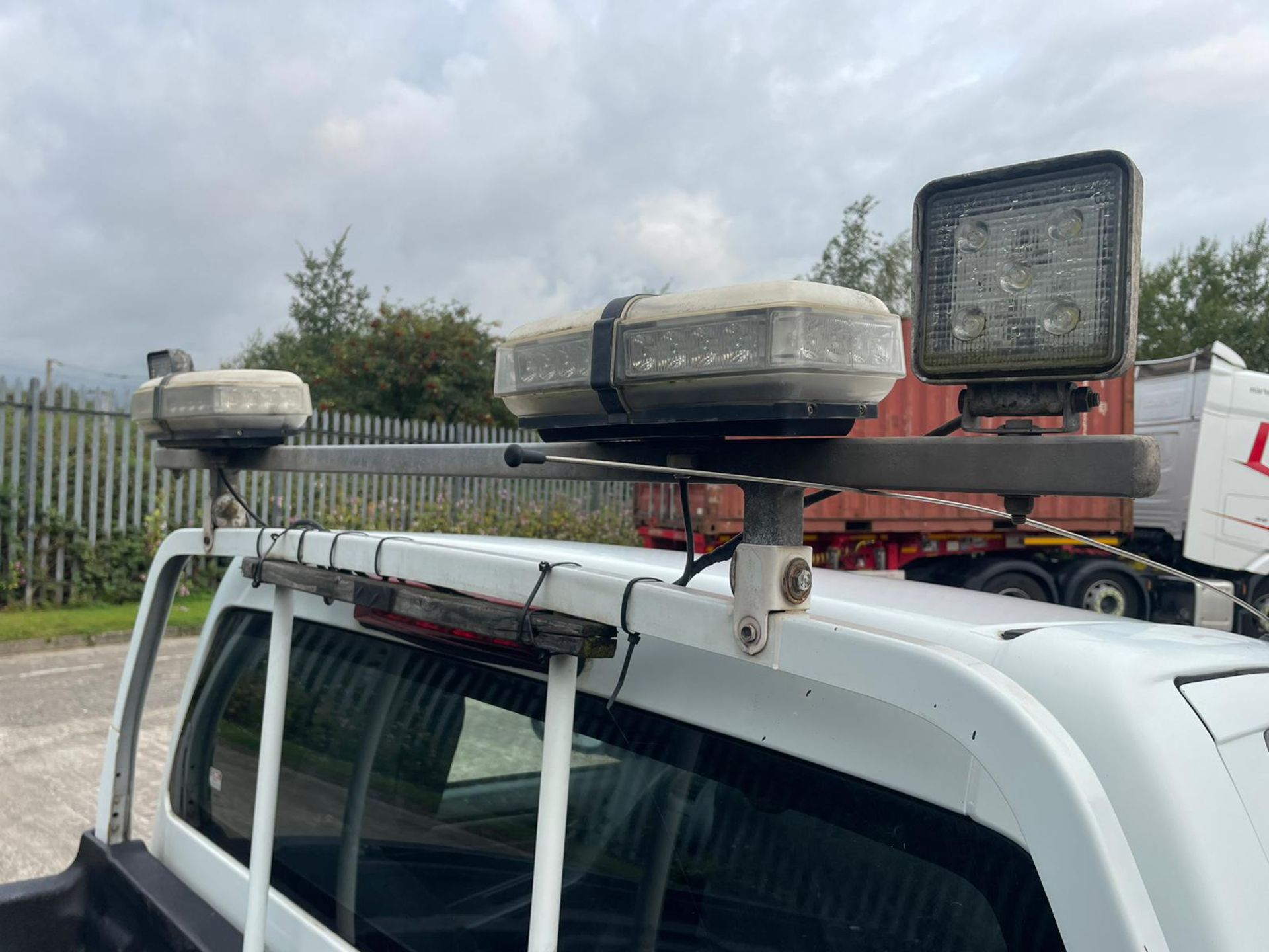 Isuzu D-Max 2.5TD Single Cab 4x4 Pick-up Truck | DG66 EWN | 171,009 Miles | LOCATED IN WIGAN - Image 11 of 15