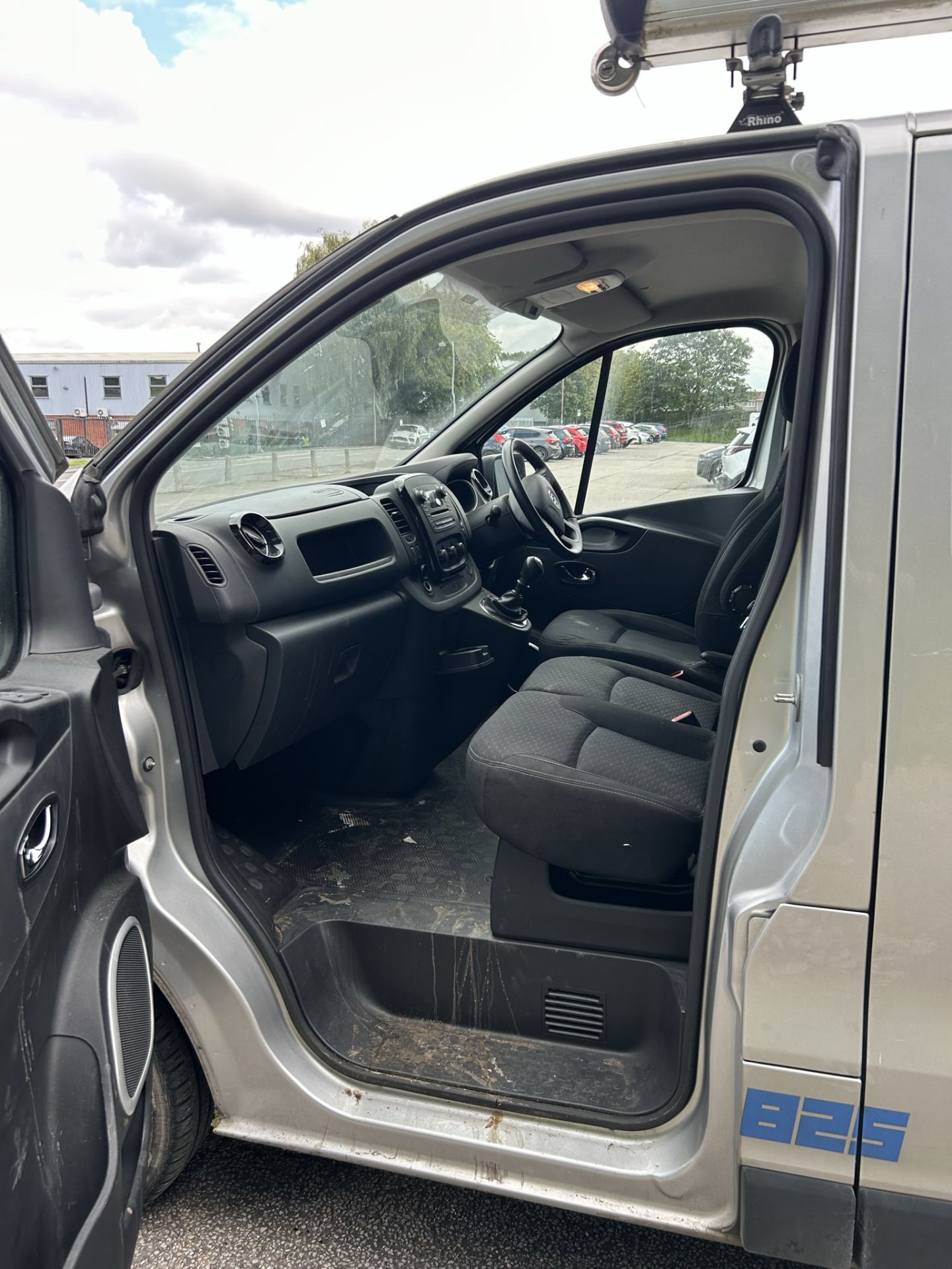 Vauxhall Vivaro 2900 Sportive CDTI Diesel Panel Van | SA68 REU | 31,726 Miles - Image 12 of 16