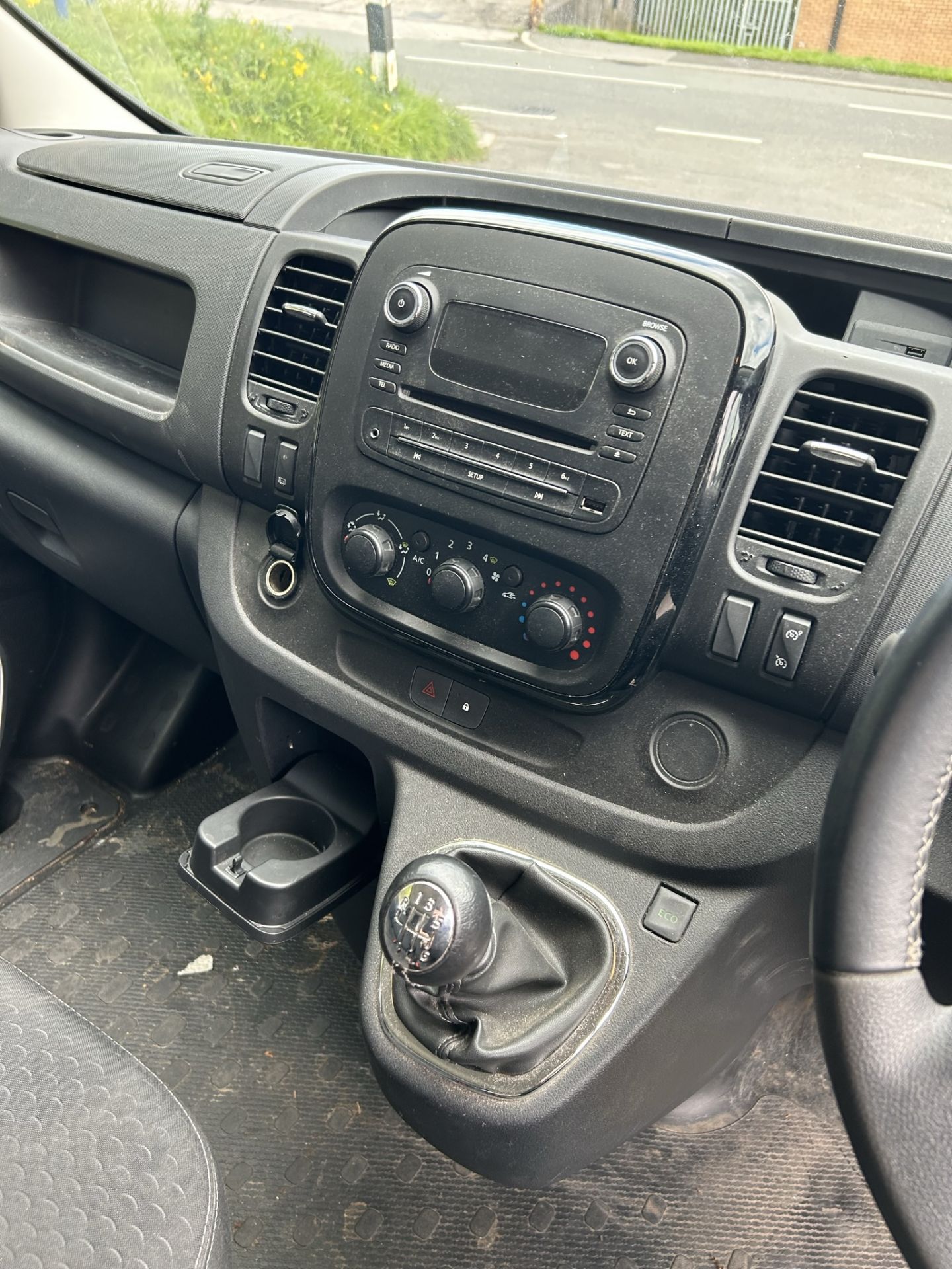 Vauxhall Vivaro 2900 Sportive CDTI Diesel Panel Van | SA68 REU | 31,726 Miles - Image 15 of 16