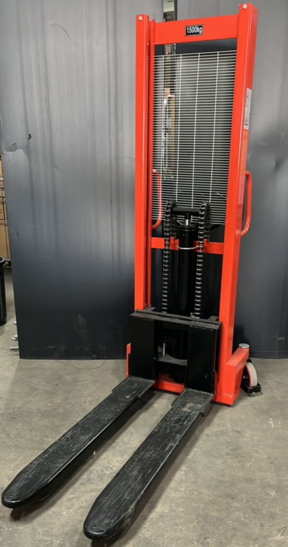 Unbranded Euro Pallet Stacker Hydraulic Hand Forklift
