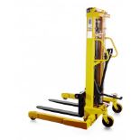 Straddle Leg Stacker w/Hand and Foot Pump | SFH- 1016AG