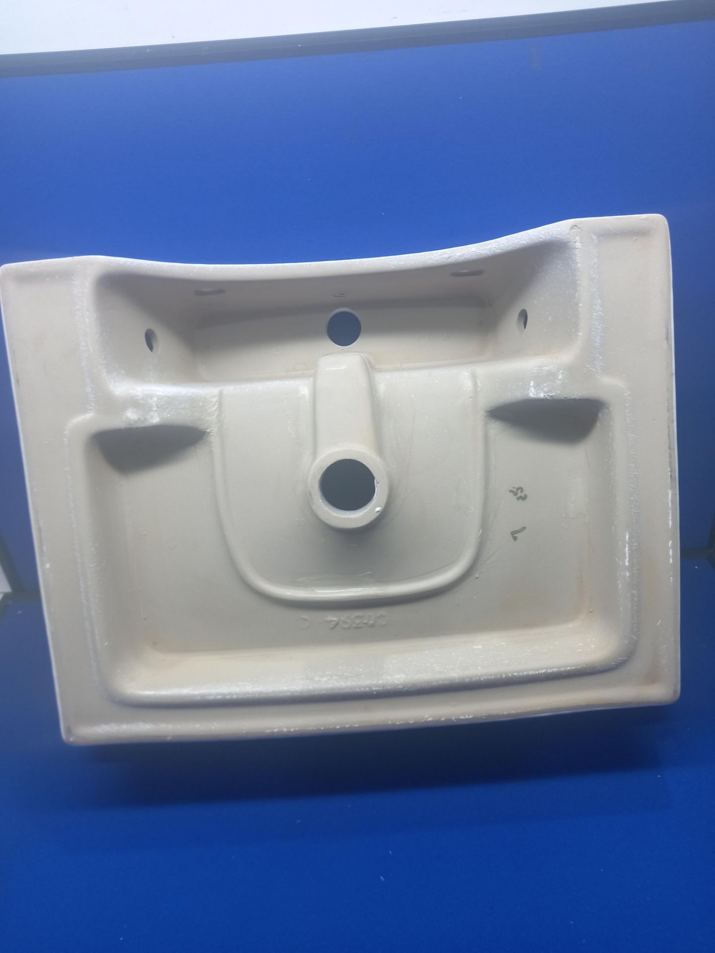 Ceramic Square Sink Basin - Image 2 of 2