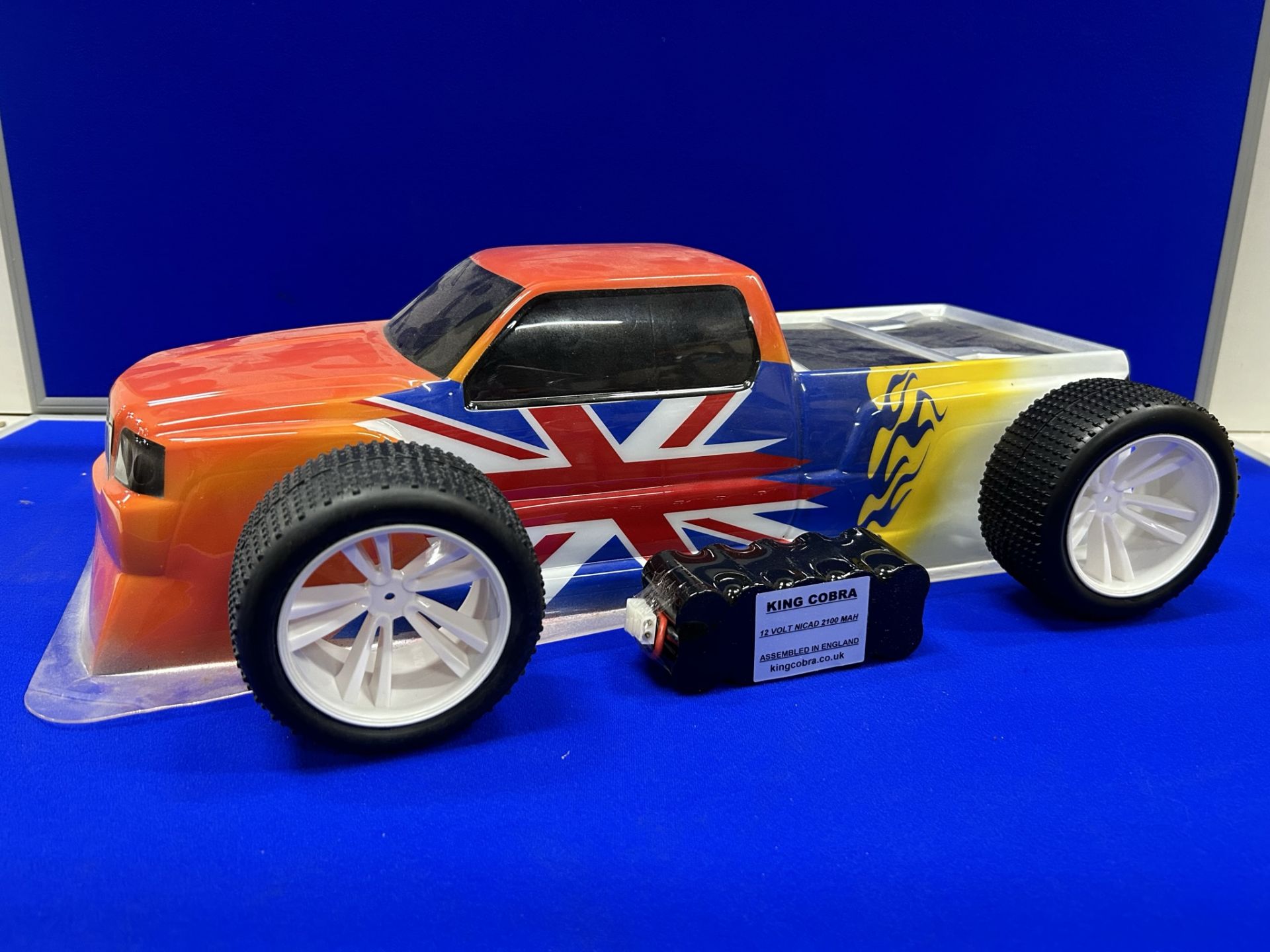 Approximately £74,000 RRP of Scale & RC Controlled Model Cars/Trucks and Accessories - Image 31 of 33