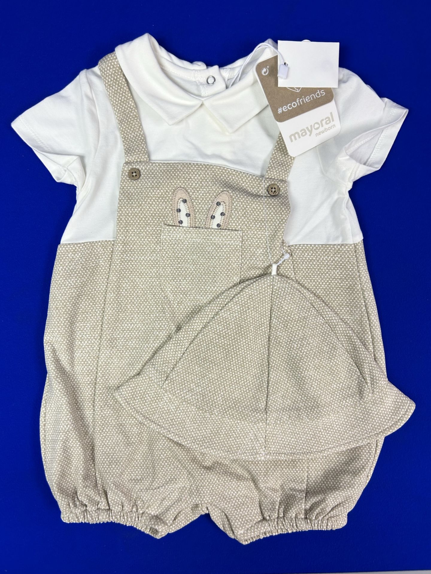 Large Quantity of Ex-Display Newborn & Children's Clothing | RRP £19,500 - £20,500 - Image 16 of 37