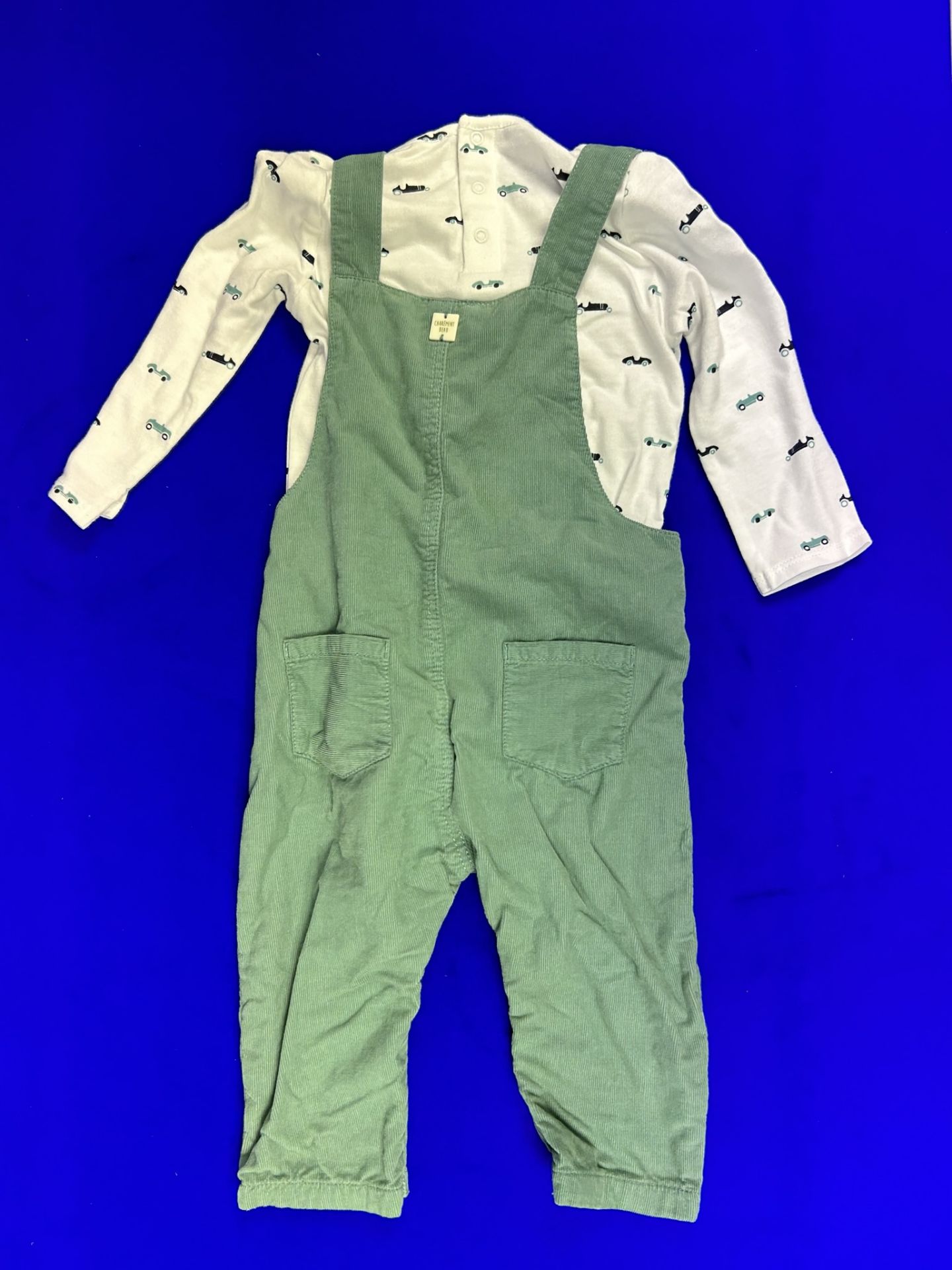 Large Quantity of Ex-Display Newborn & Children's Clothing | RRP £19,500 - £20,500 - Image 21 of 37