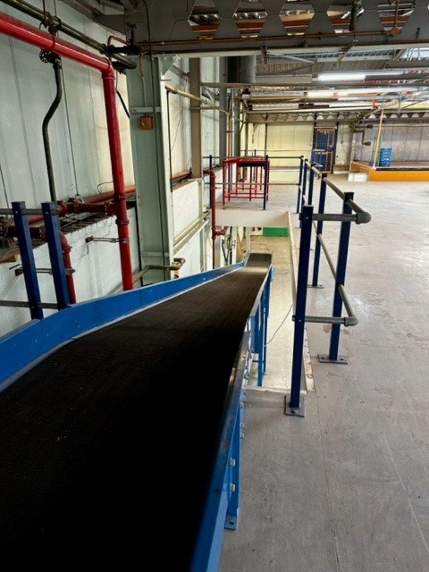 13.80m x 21.25m Mezzanine Floor with Powered Conveyor - Image 9 of 10