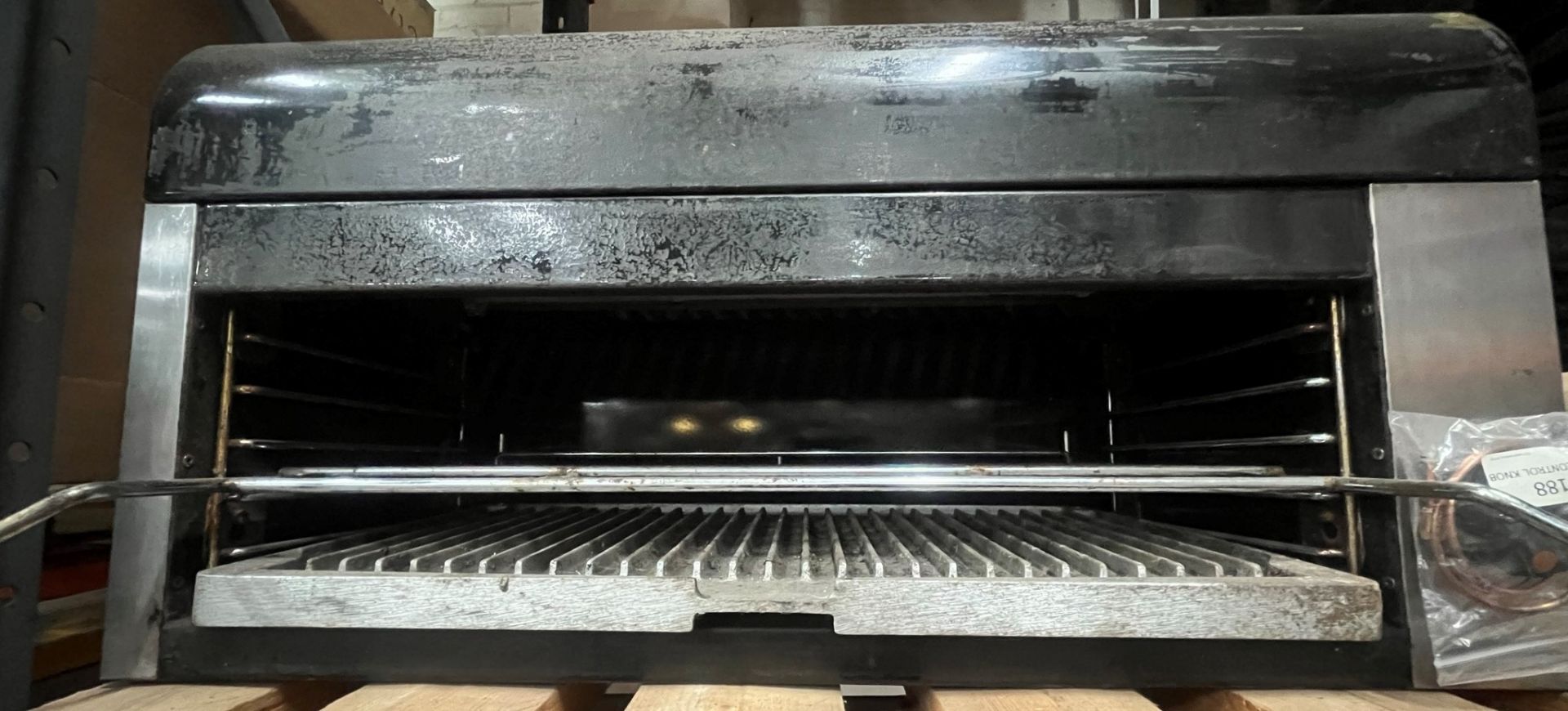 Unbranded Gas Top Oven *As Pictured* - Image 3 of 4