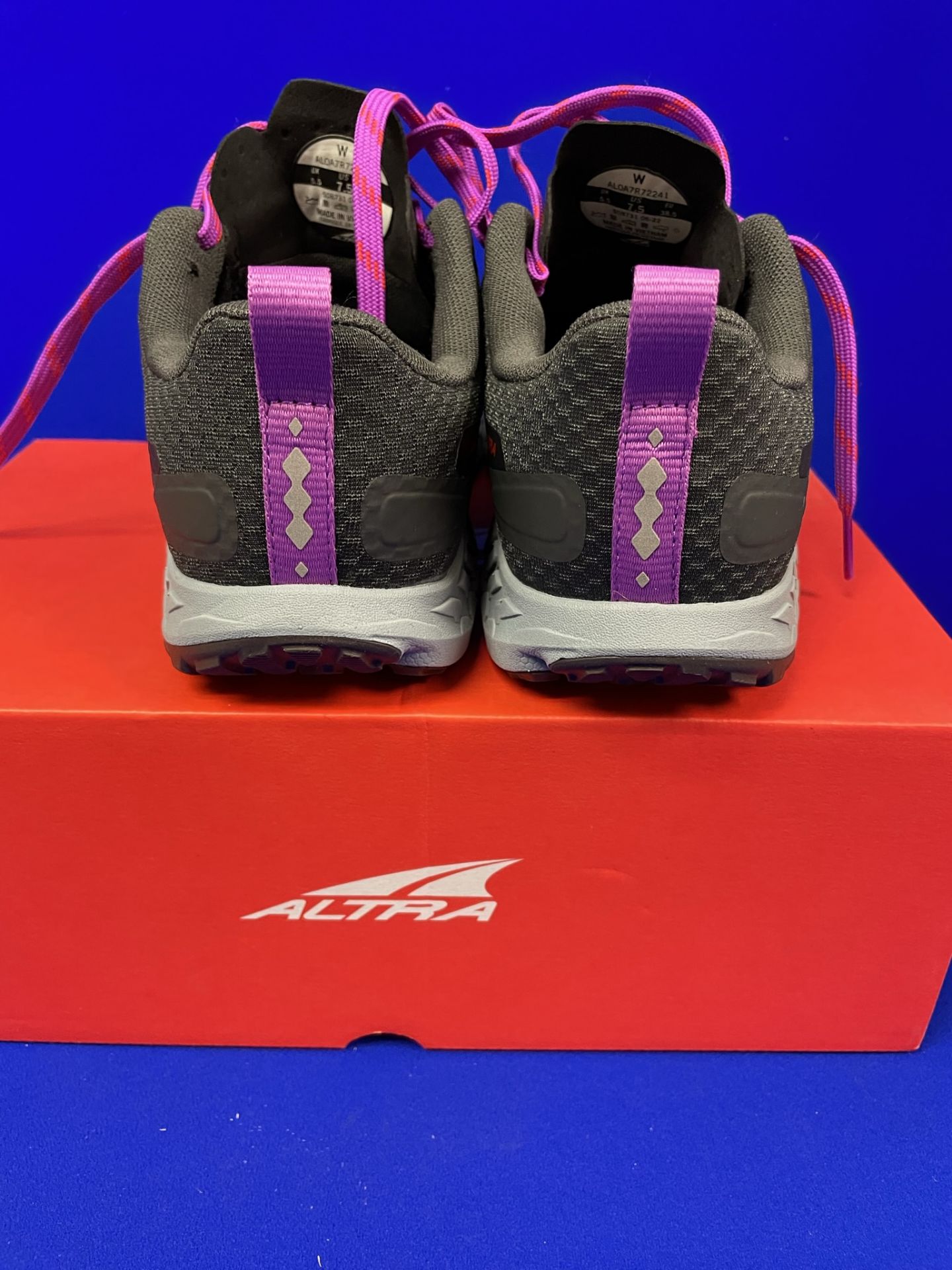 Altra W Outroad Women's Trainers | UK 5.5 - Image 2 of 3