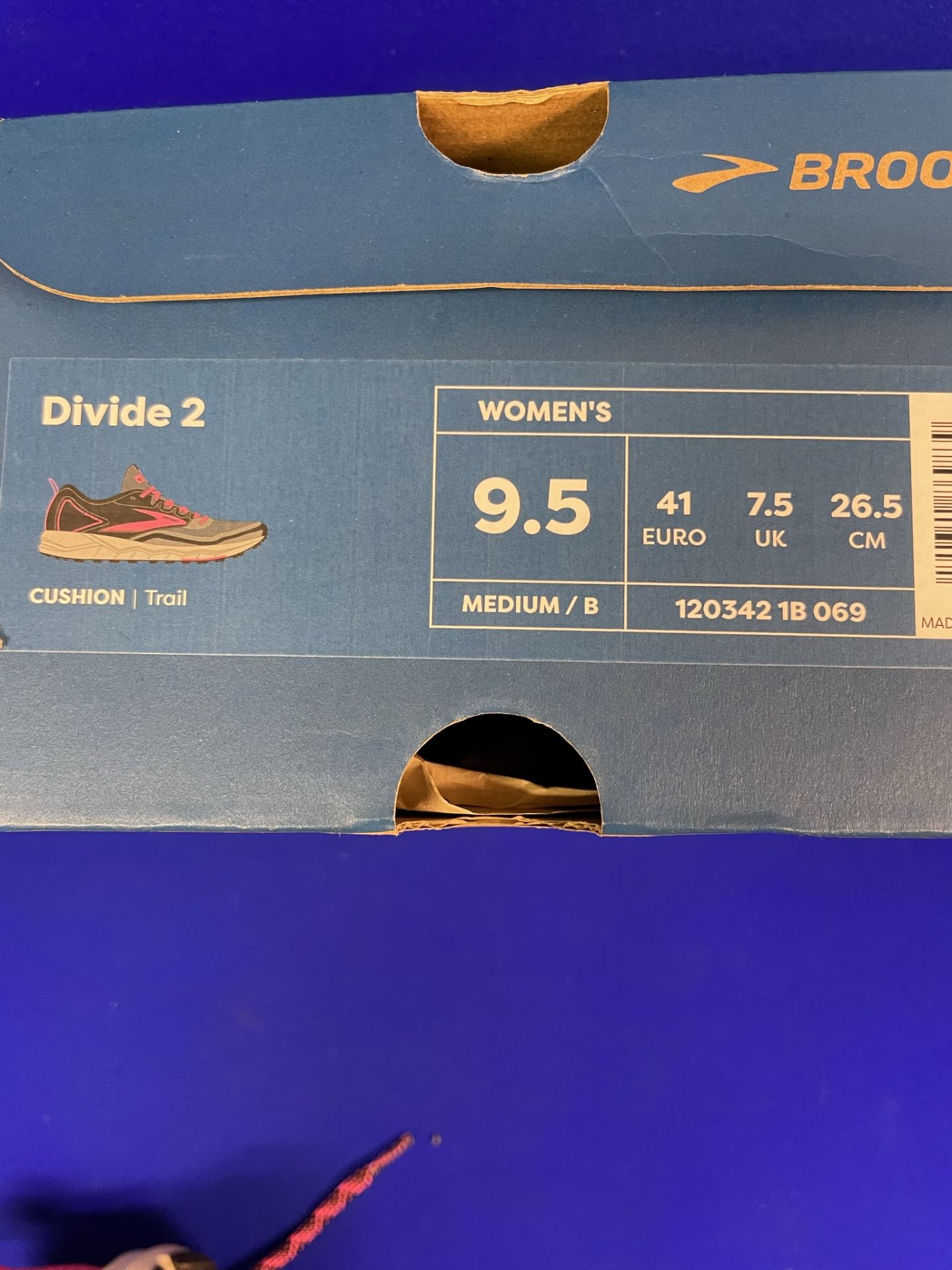 Brooks Women's Running Shoes | UK 7.5 - Image 4 of 4