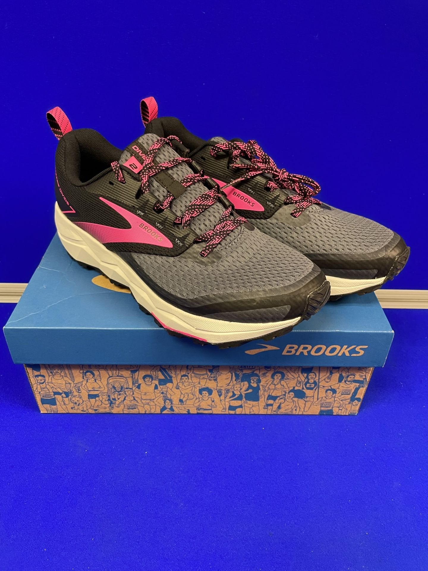 Brooks Women's Running Shoes | UK 8.5