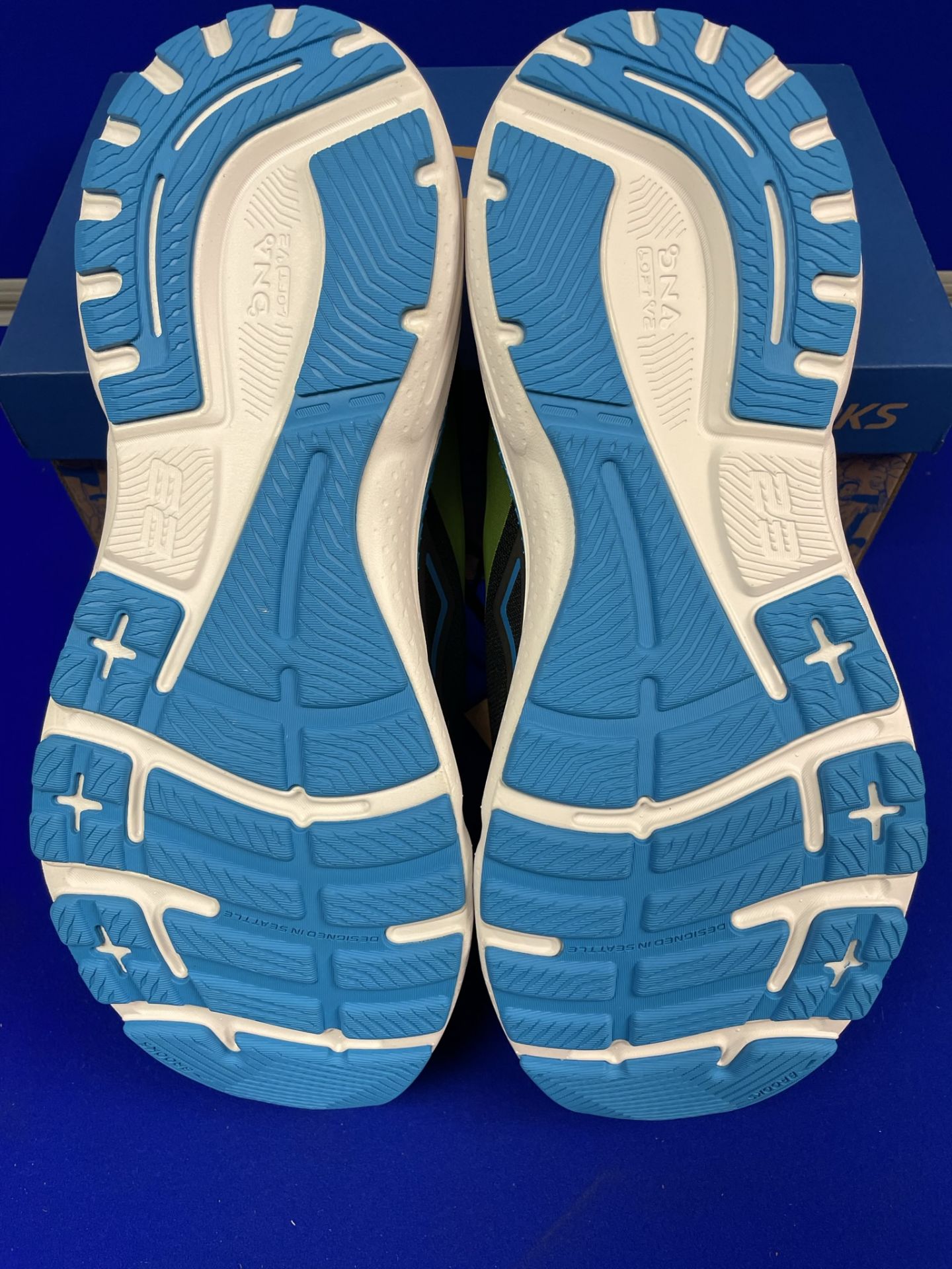 Brooks Men's Running Shoes | UK 10 - Image 3 of 3