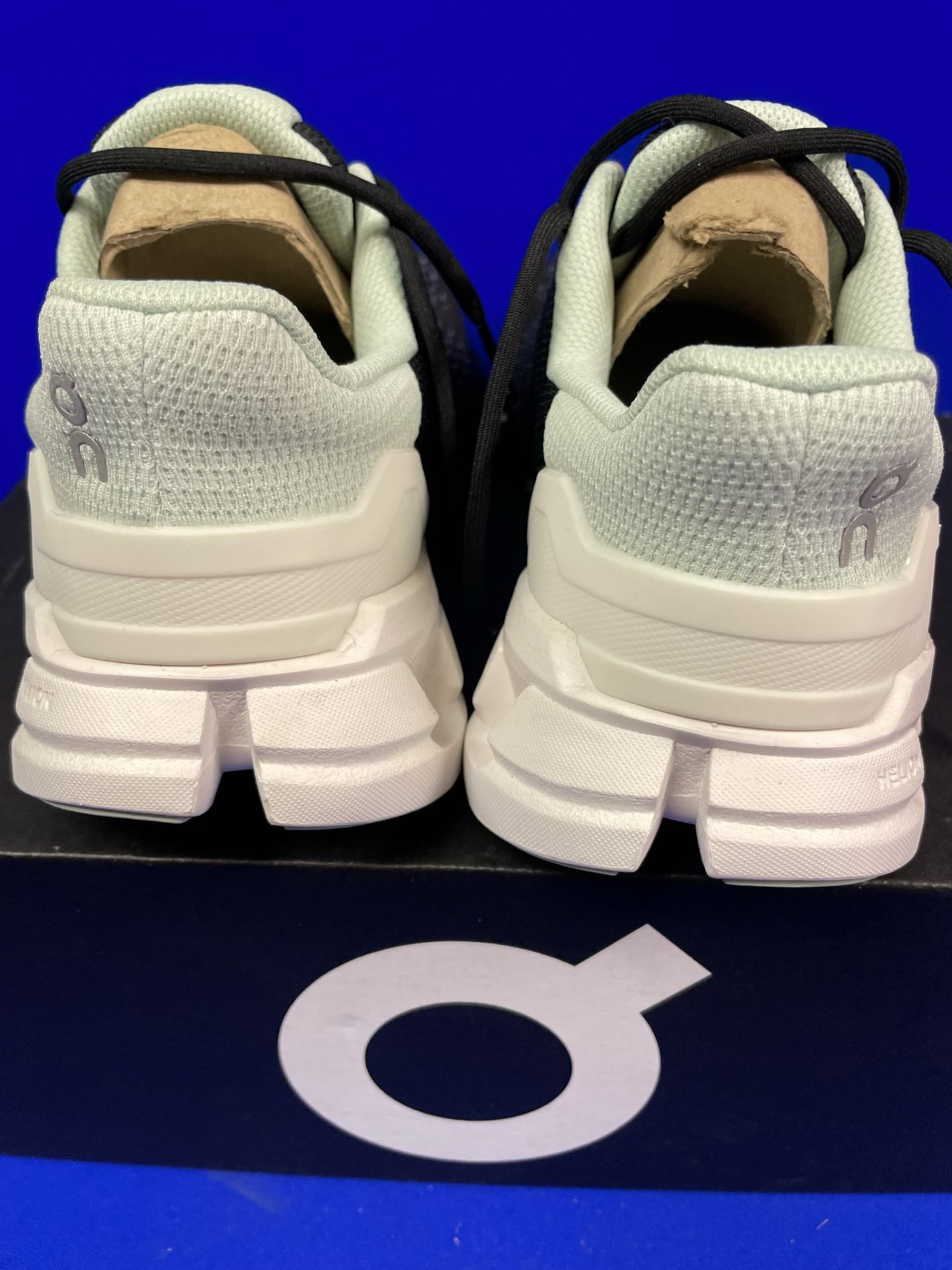 ON Women's Trainers | UK 3.5 - Image 3 of 5