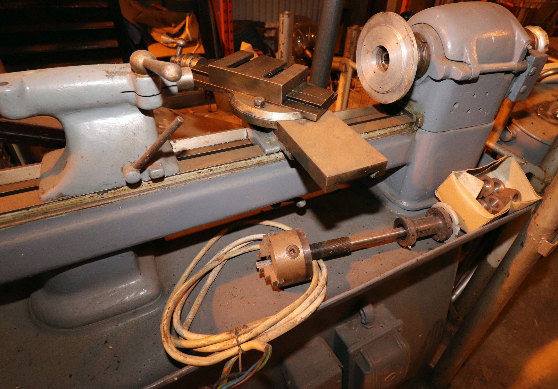 Smart & Brown Lathe & Misc Workshop Tools - As per description & photographs - Image 3 of 13