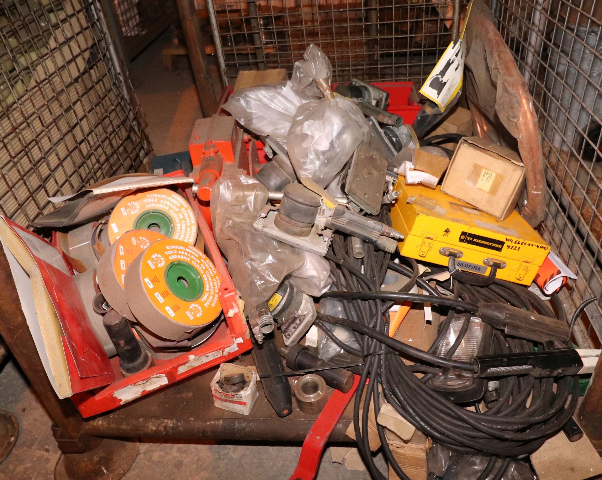 Assorted Workshop Equipment including Hand Winch, Sanders, Emery tape - Image 10 of 14