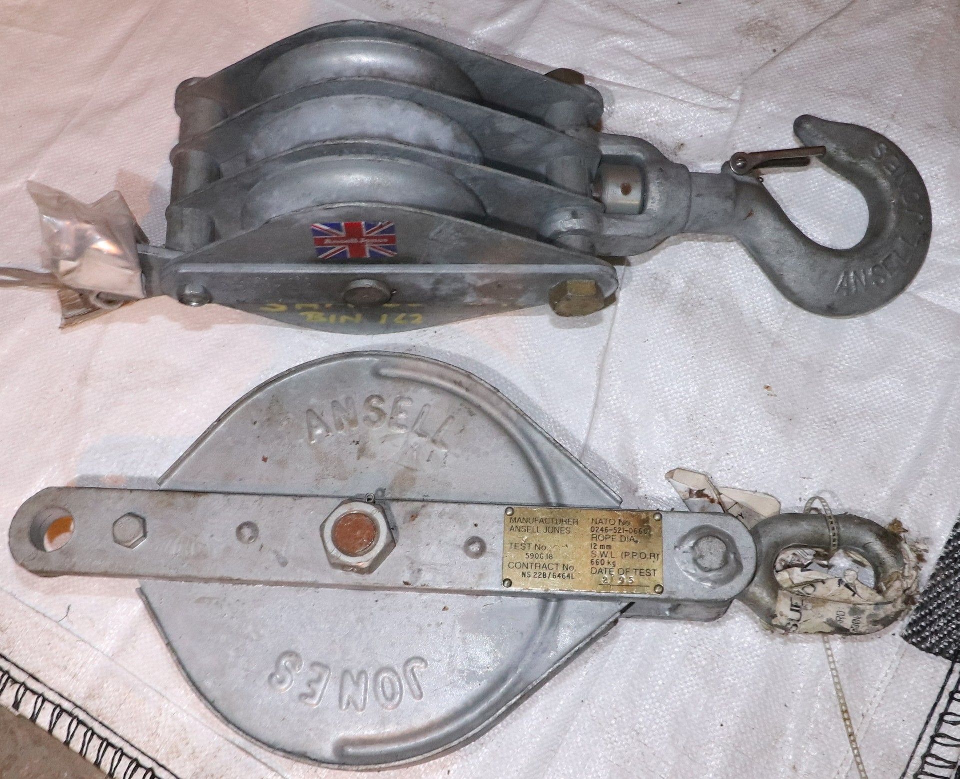 Ansell Jones Galvanised Hook & Block and Pulley - Image 5 of 7