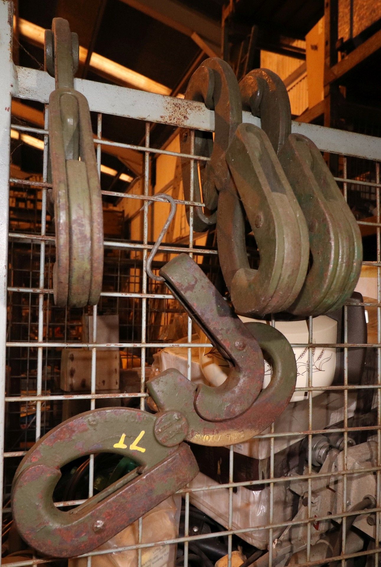 Mixed Lot including Lifting Hooks - Image 7 of 8