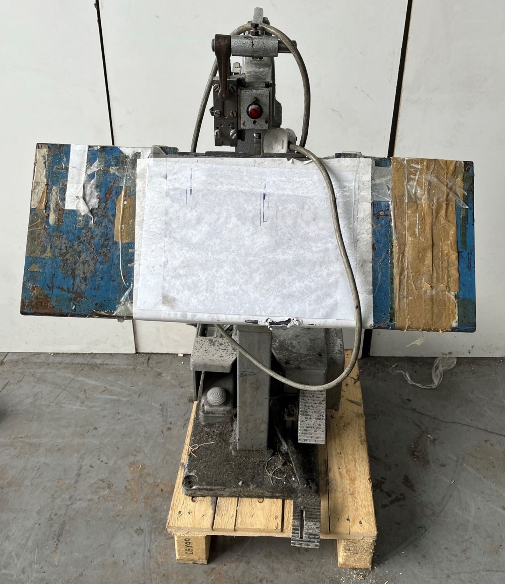 Unbranded Manual Saddle Stitching machine