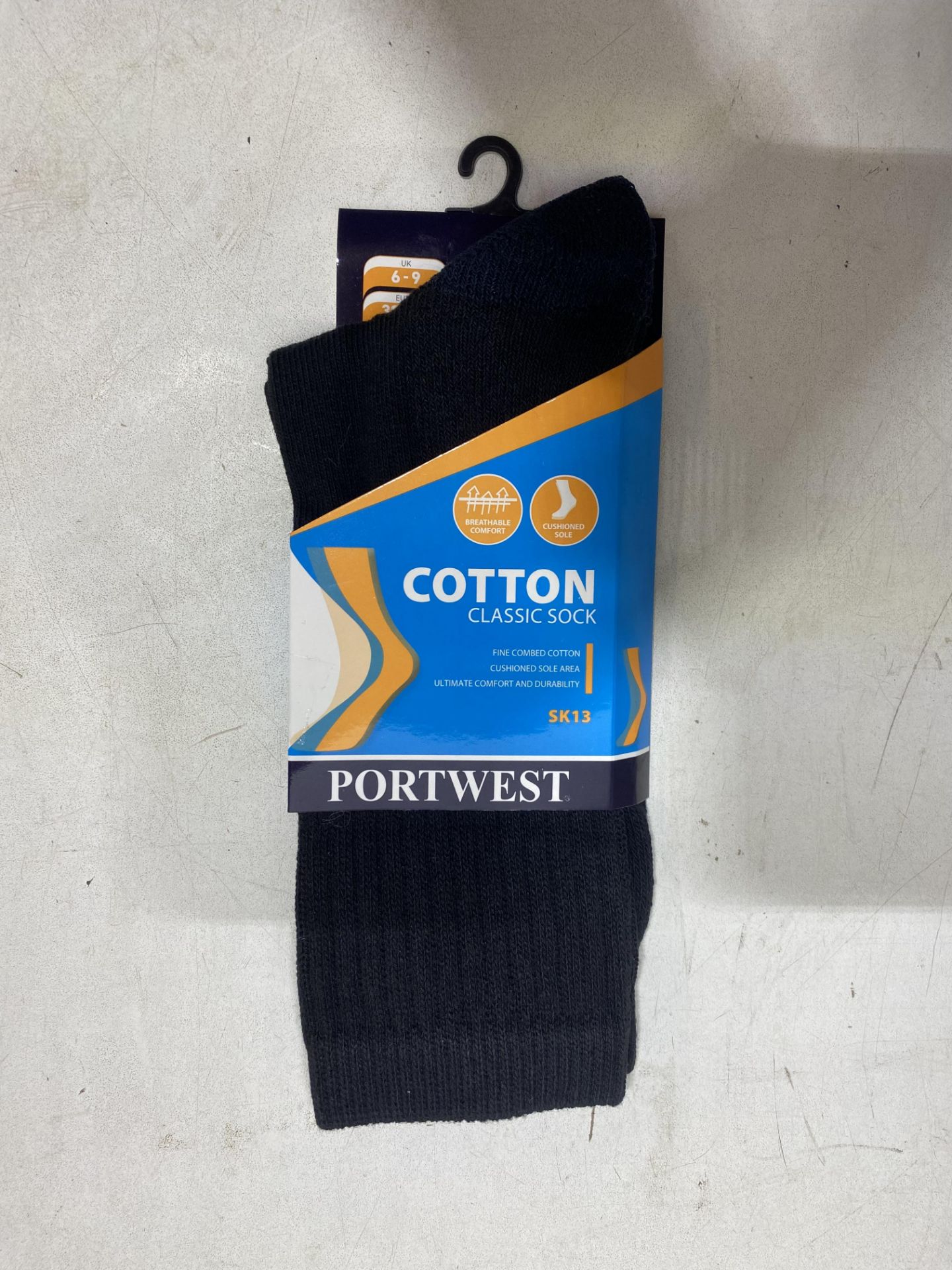 36 x Pairs Of Portwest SK13 Black Cotton Socks , size uk 10-13 - Image 2 of 5