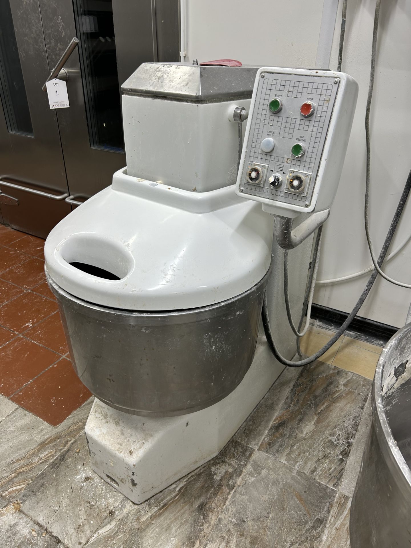 Commercial Floor Standing Mixer | LOCATED IN WHITEFIELD