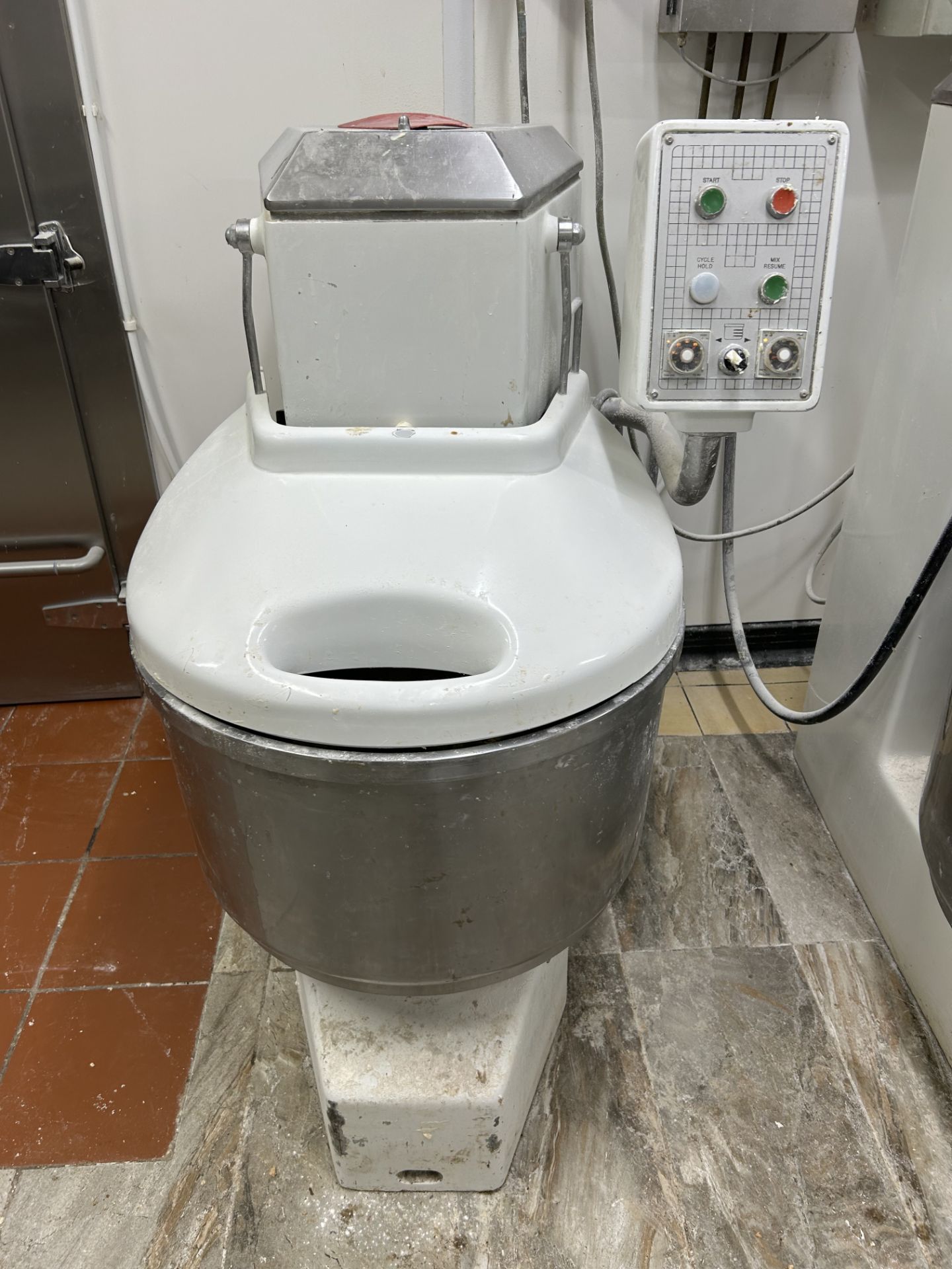 Commercial Floor Standing Mixer | LOCATED IN WHITEFIELD - Image 2 of 3