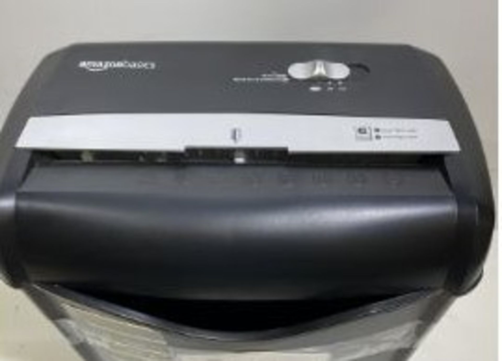 Amazon Basics Paper Shredder