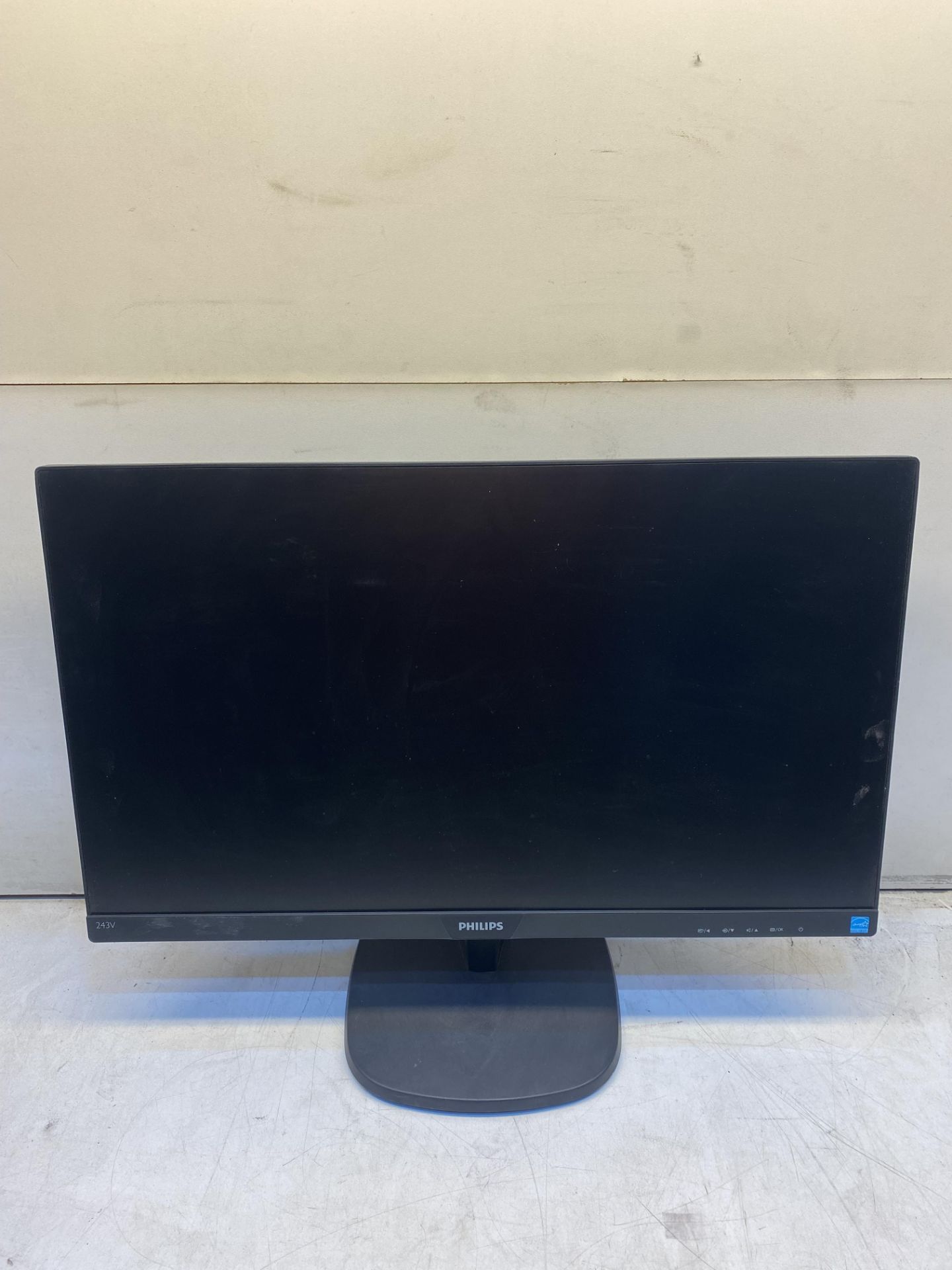 6 x Philips 243V7Q 24inch FHD IPS Monitors