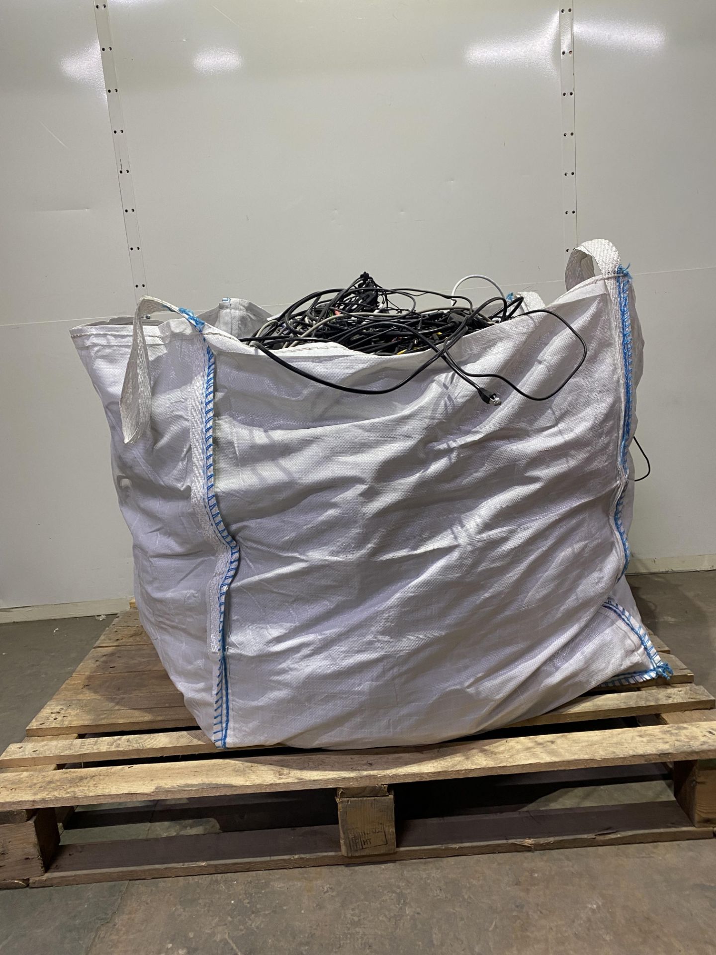 Large Quantity Of Various Electronic Wires, 140kg Bag - Image 5 of 12