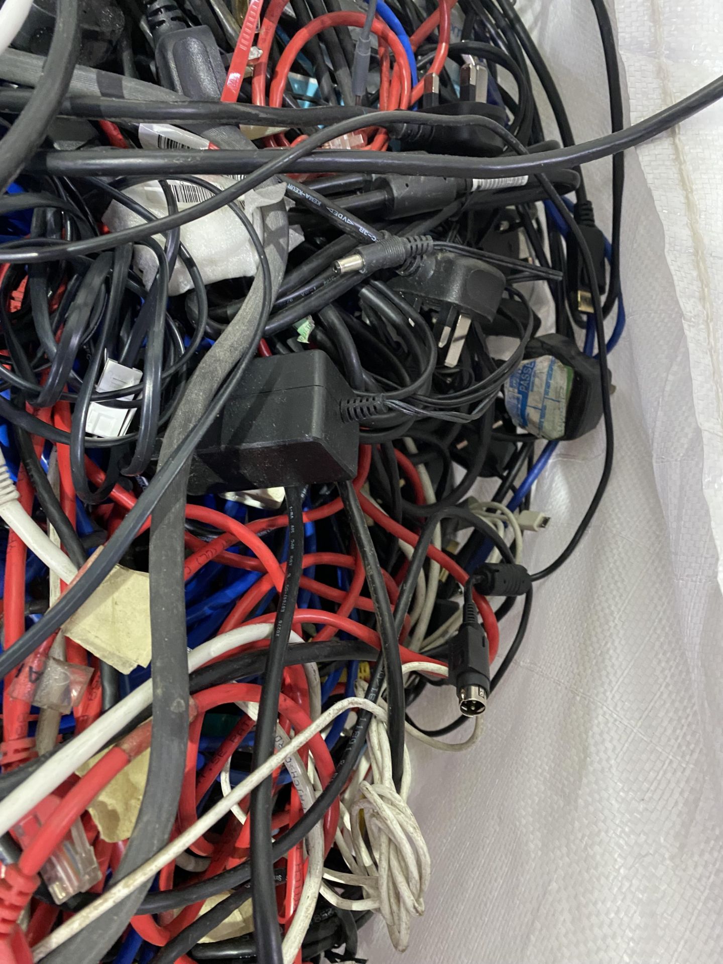 Large Quantity Of Various Electronic Wires, 140kg Bag - Image 9 of 12