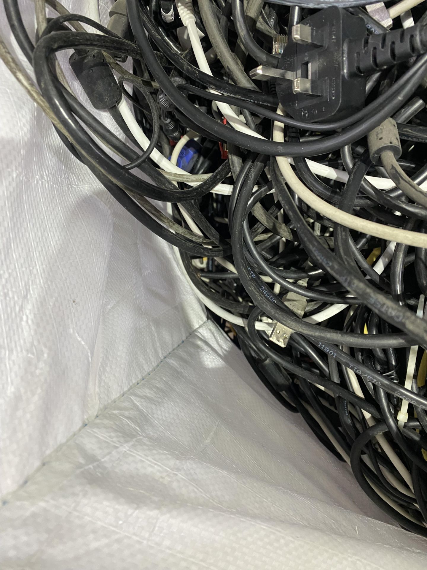 Large Quantity Of Various Electronic Wires, 140kg Bag - Image 6 of 12