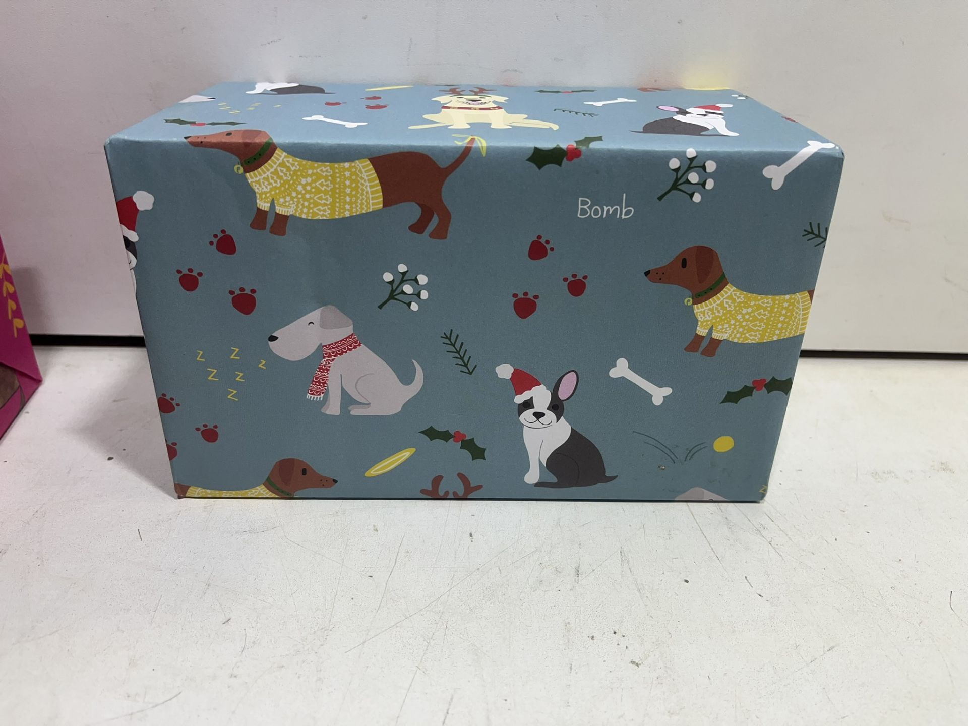 36 x Boxes Of Bomb Cosmetics Gift Wrapped Bath Bombs - Image 2 of 8