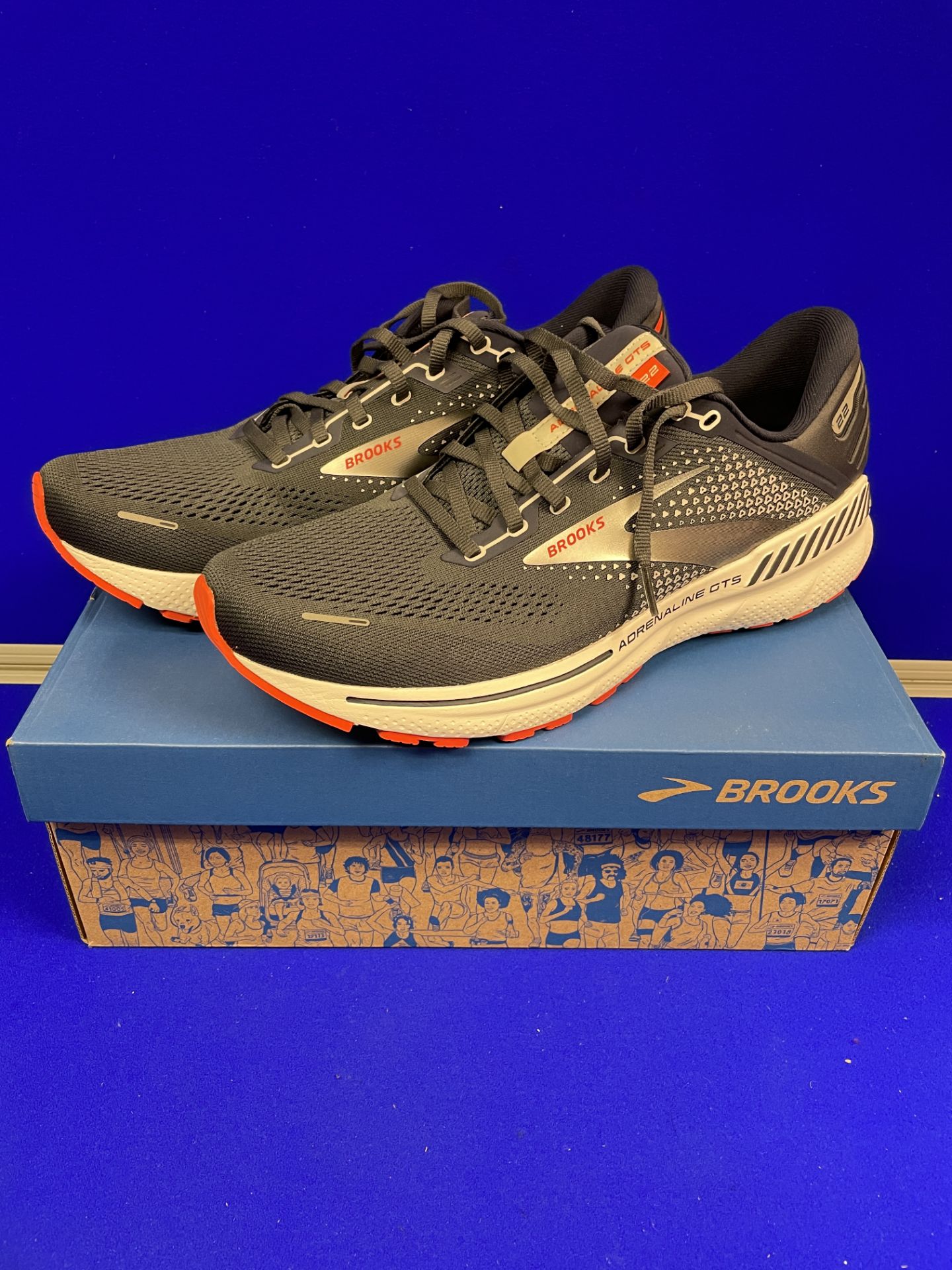 Brooks Adrenaline GTS 22 Men's Running Shoes | UK 11