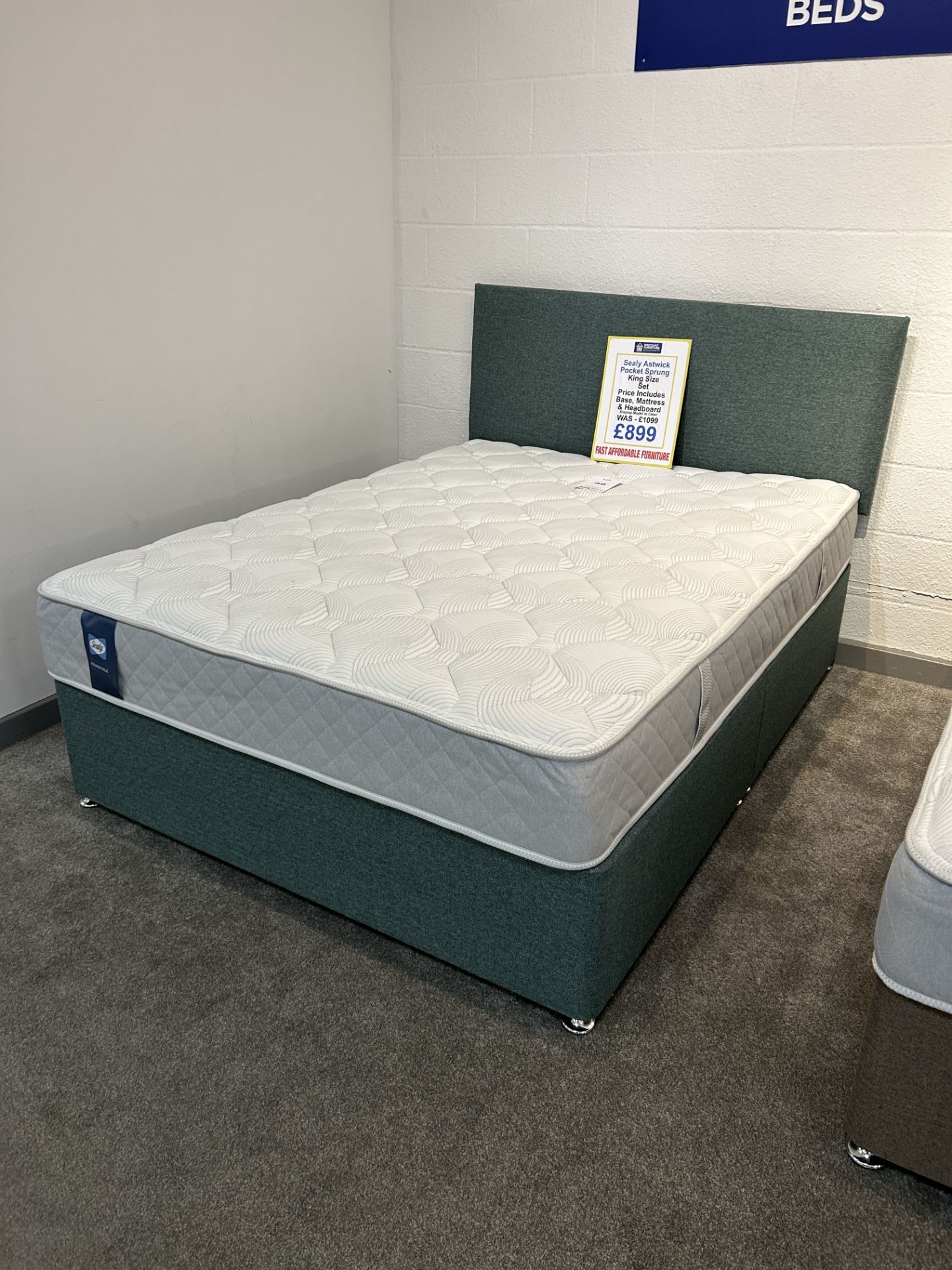 Ex-Display King Size Bed Set incl: Sealy Astwick Mattress, Base & Headboard | RRP £1,099 - Image 2 of 4