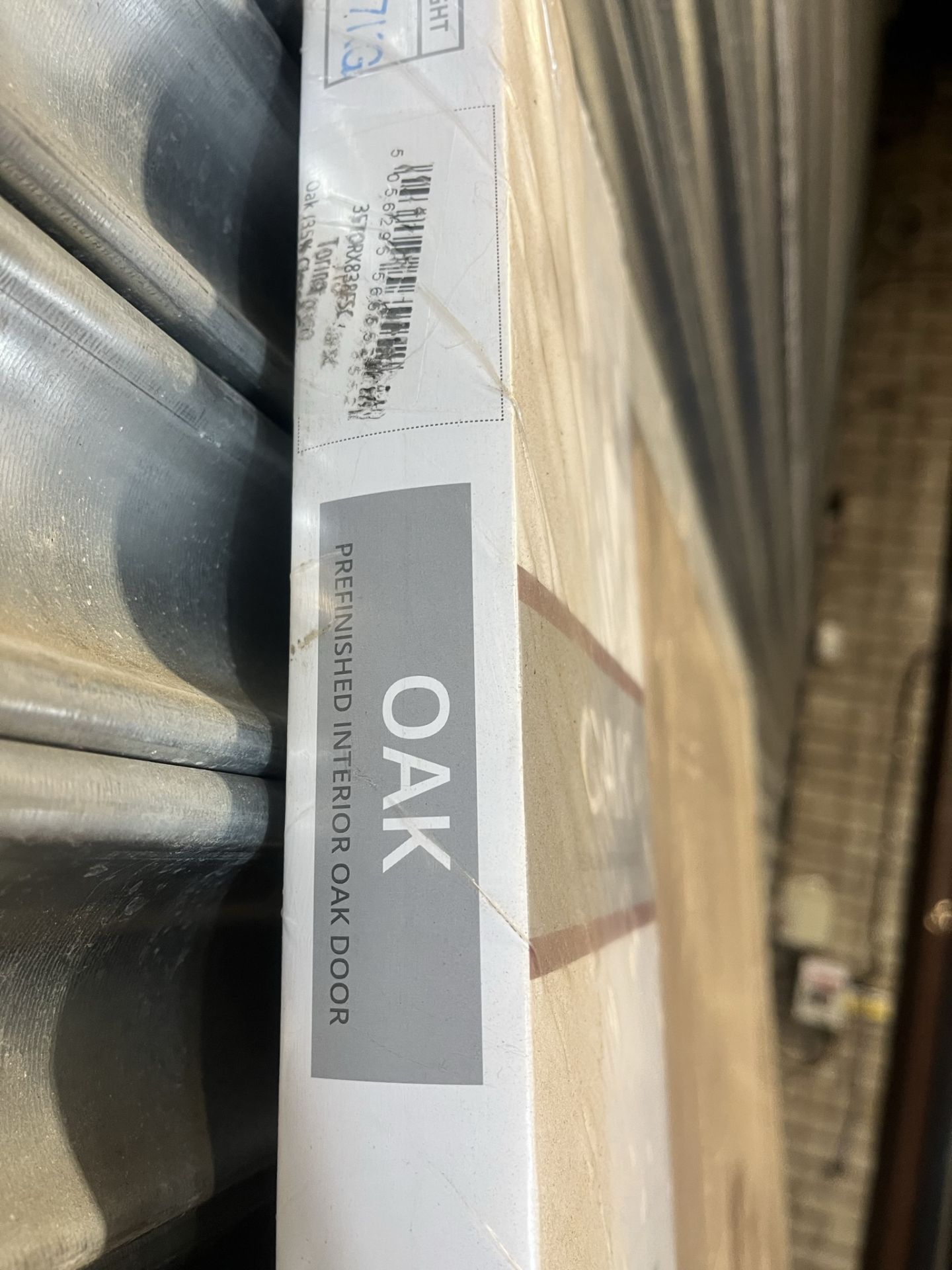 Deanta Pre-Finished Torino Oak Internal Door | 1981mm x 838mm x 35mm - Image 4 of 5