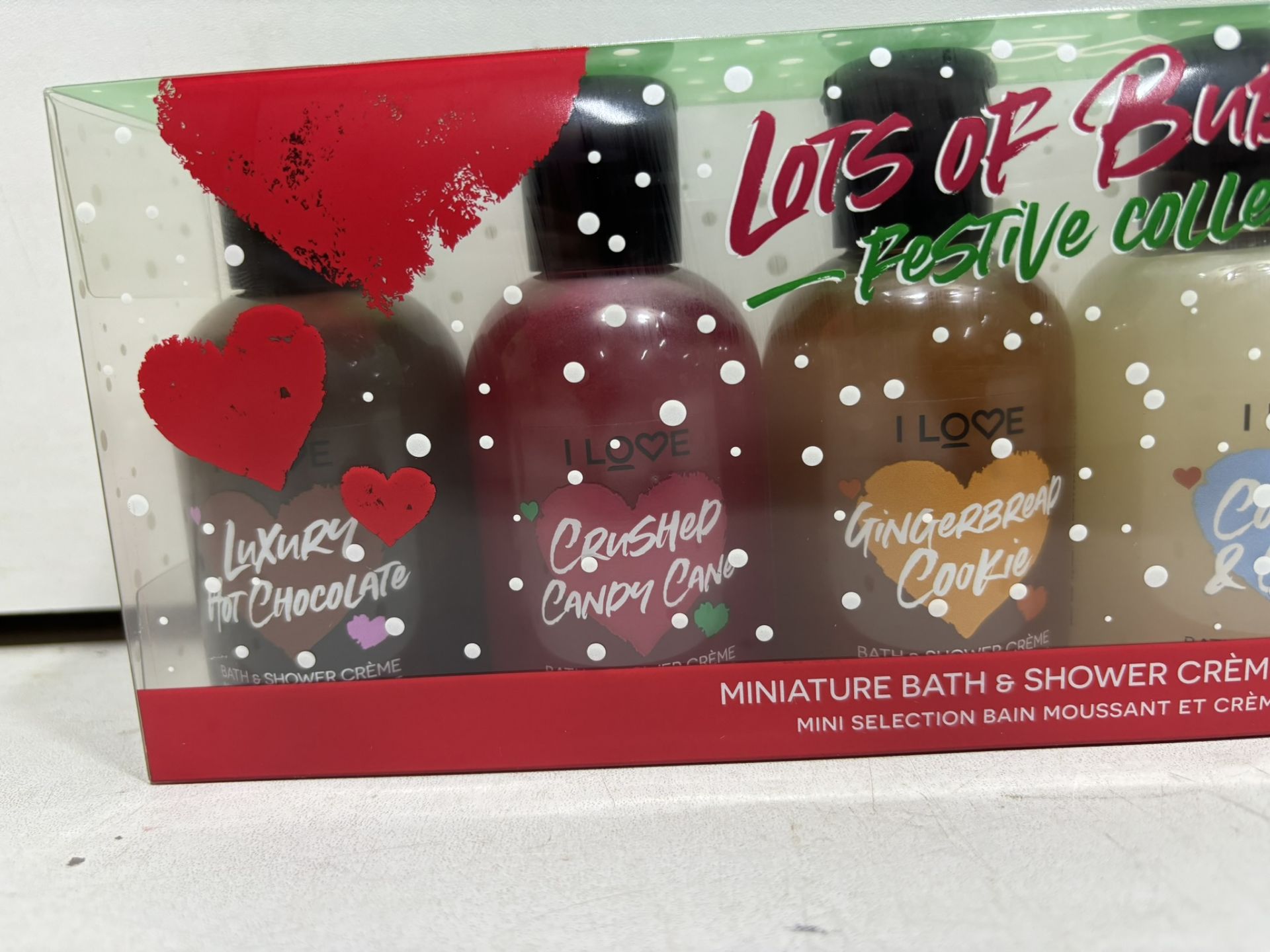 12 x I Love Cosmetics Lots of Bubbles Bath & Shower Creme Festive Collection Gift Sets - Image 2 of 10