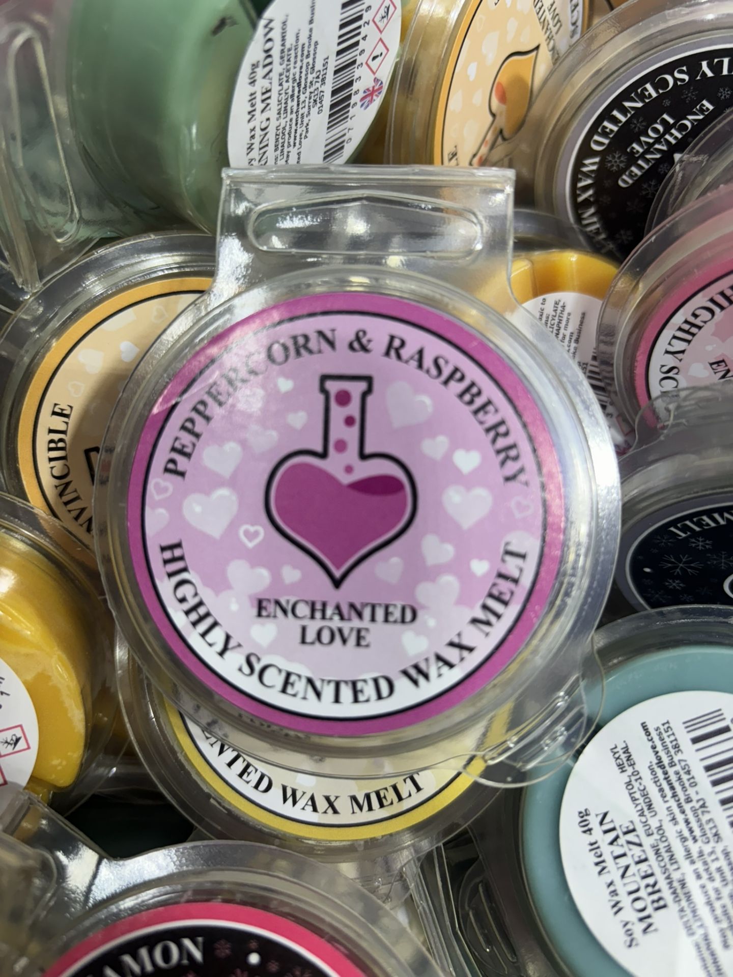 Large Quantity Of Various Scented Enchanted Love Wax Melts - Image 3 of 10