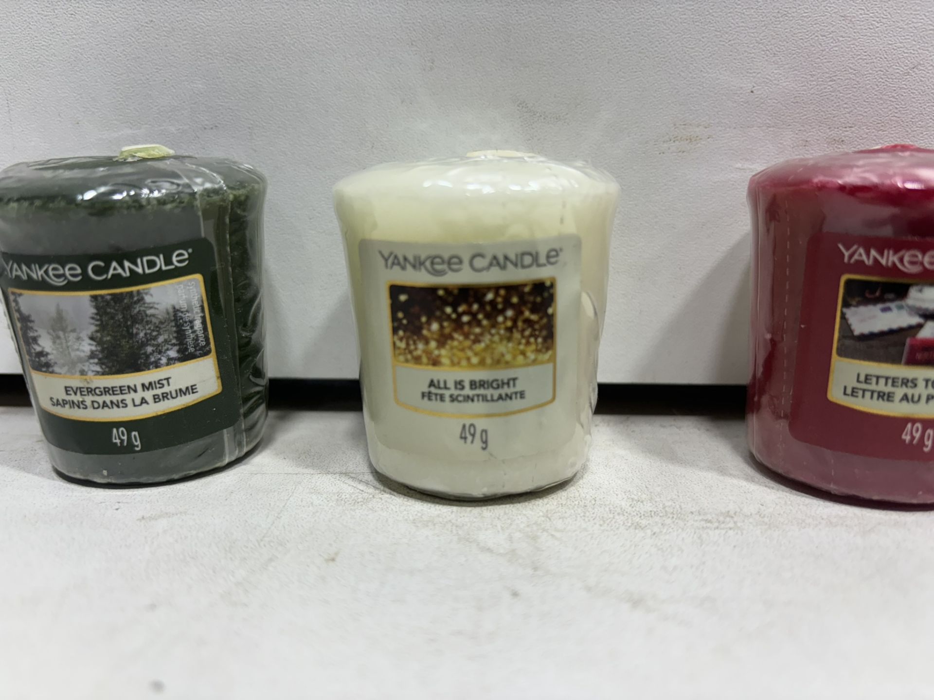434 x Various Scented Small Yankee Candles, 49g - Image 3 of 6