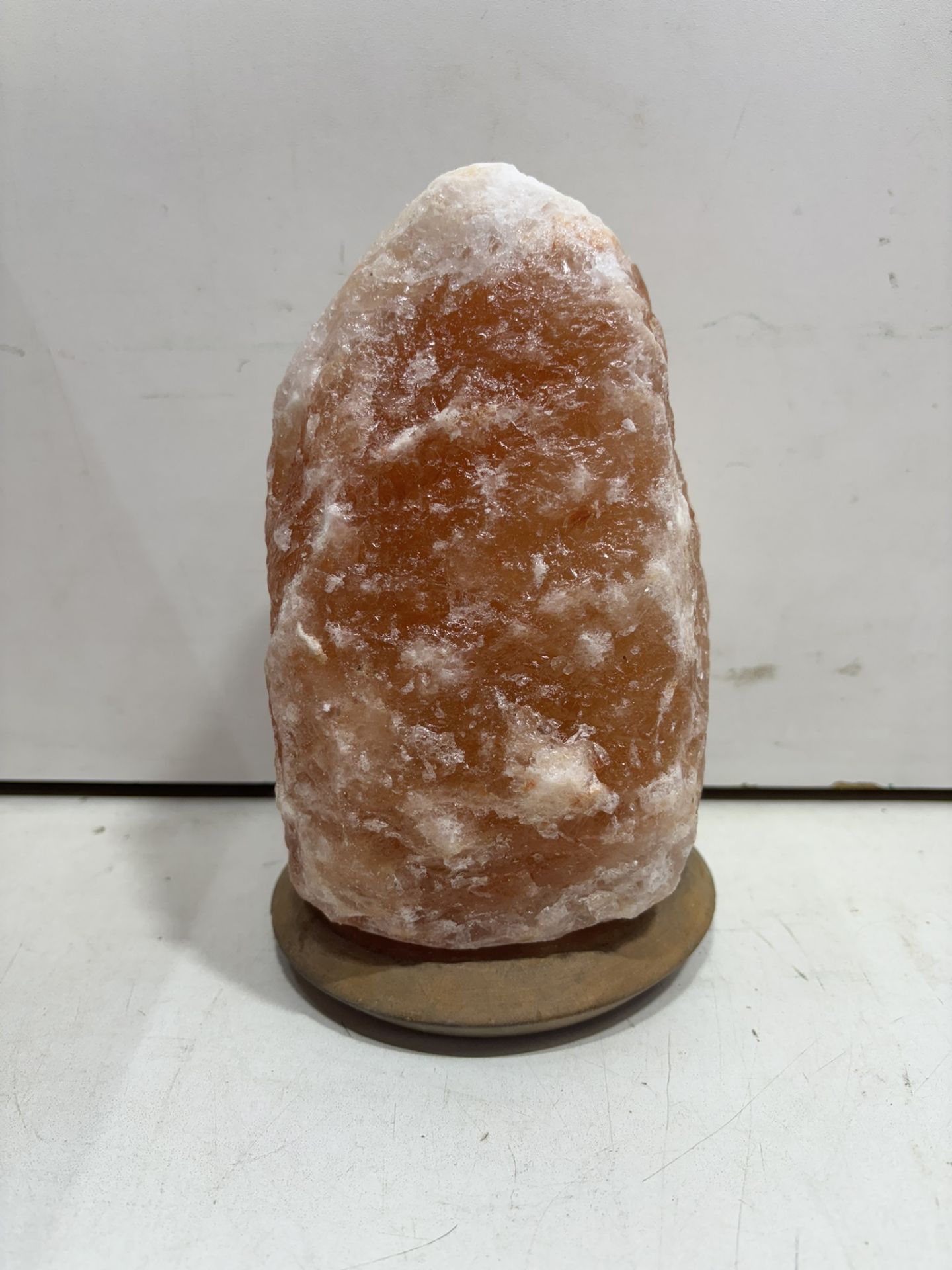 5 x Himalayan Natural Salt Lamps With Holder & Bulb - Image 3 of 7